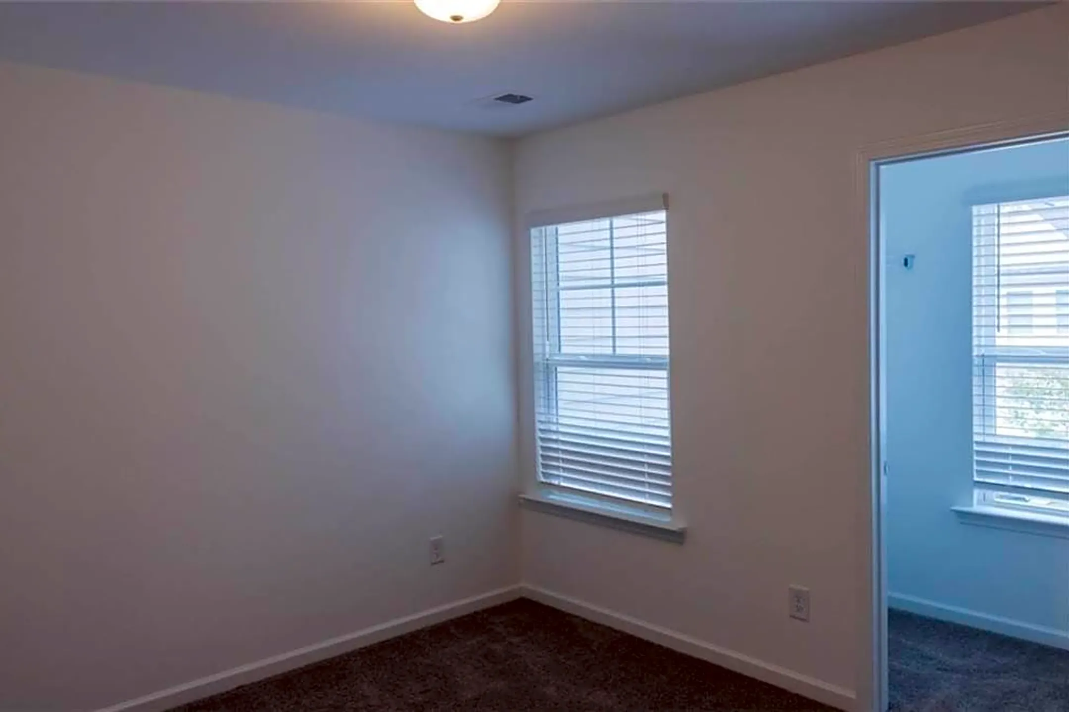 Bedroom - 2120 Rosemary Park Ln - Lawrenceville, GA