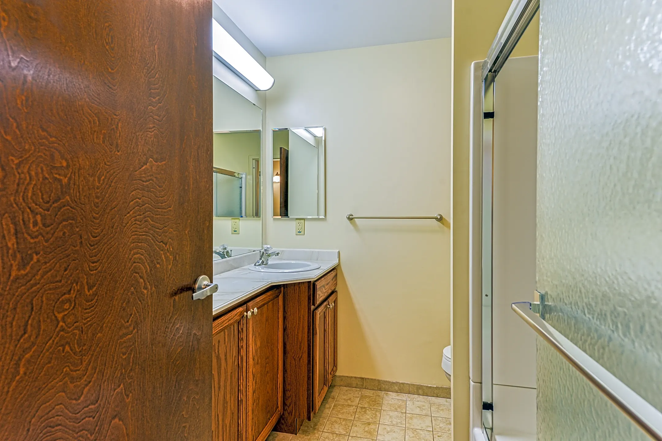 Governor's Manor Apartments 2100 E High St Springfield, OH