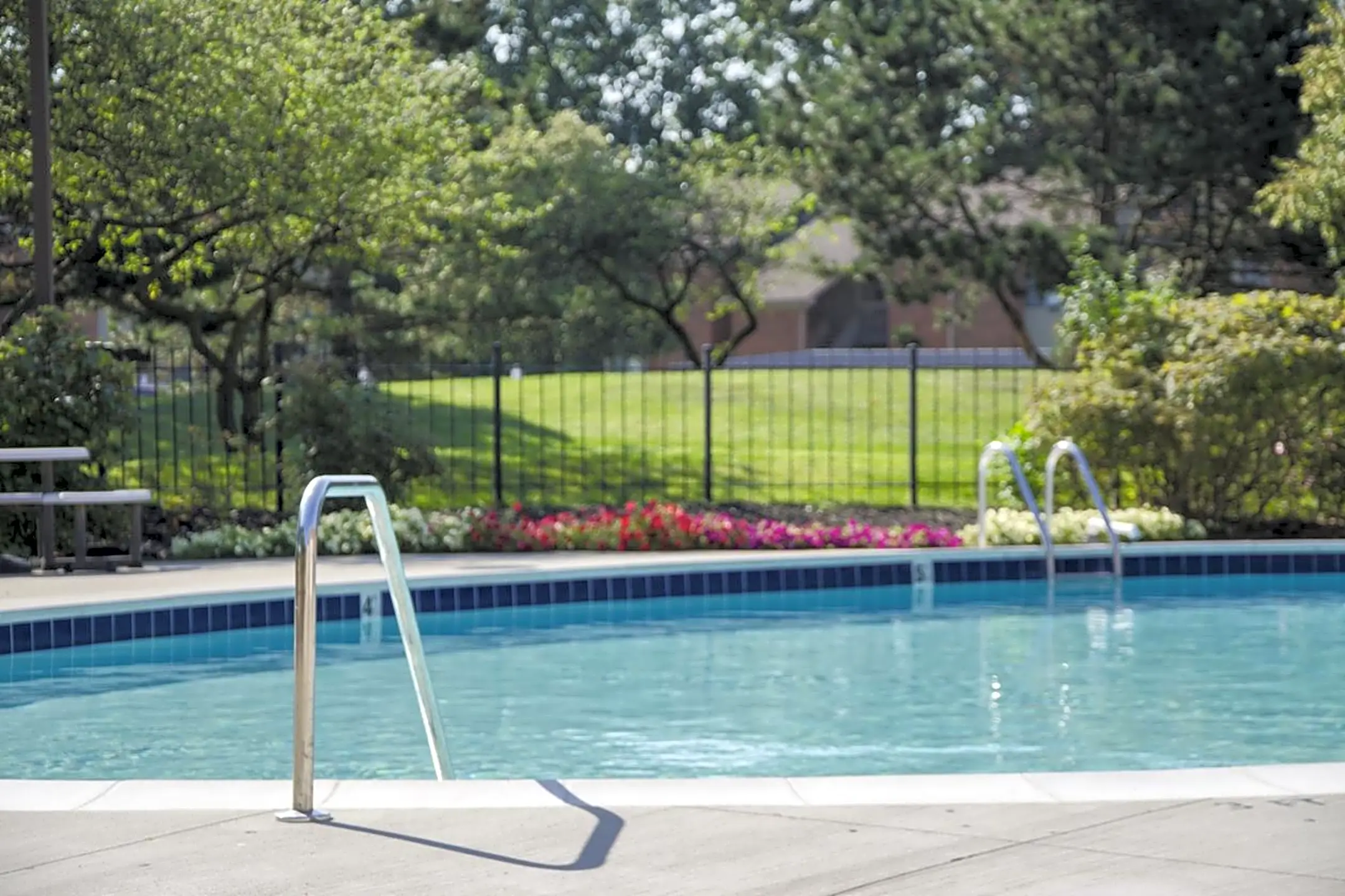 Laurel Valley - Sterling Heights, MI