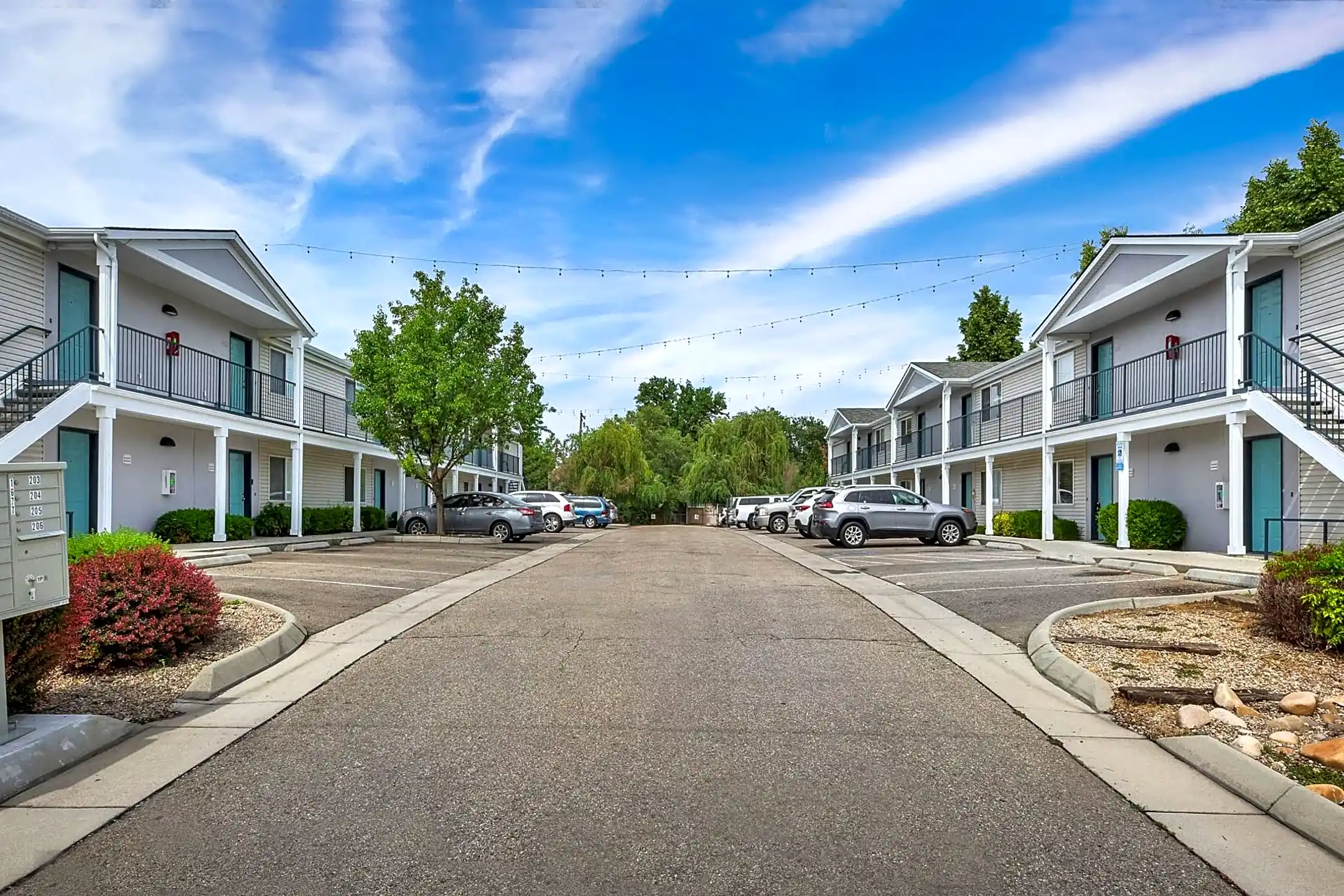 Selkirk Apartments 1677 N Raymond Boise, ID Apartments for Rent Rent.
