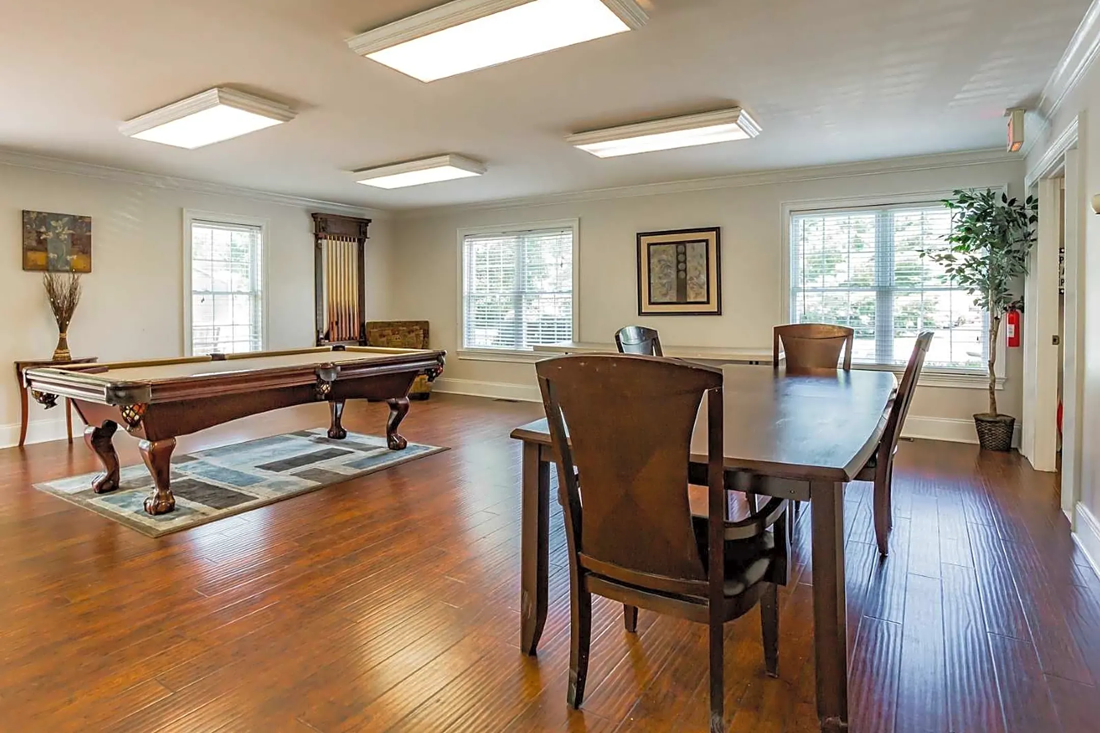 Dining Room - The Fairways Apartments & Townhomes - Thorndale, PA