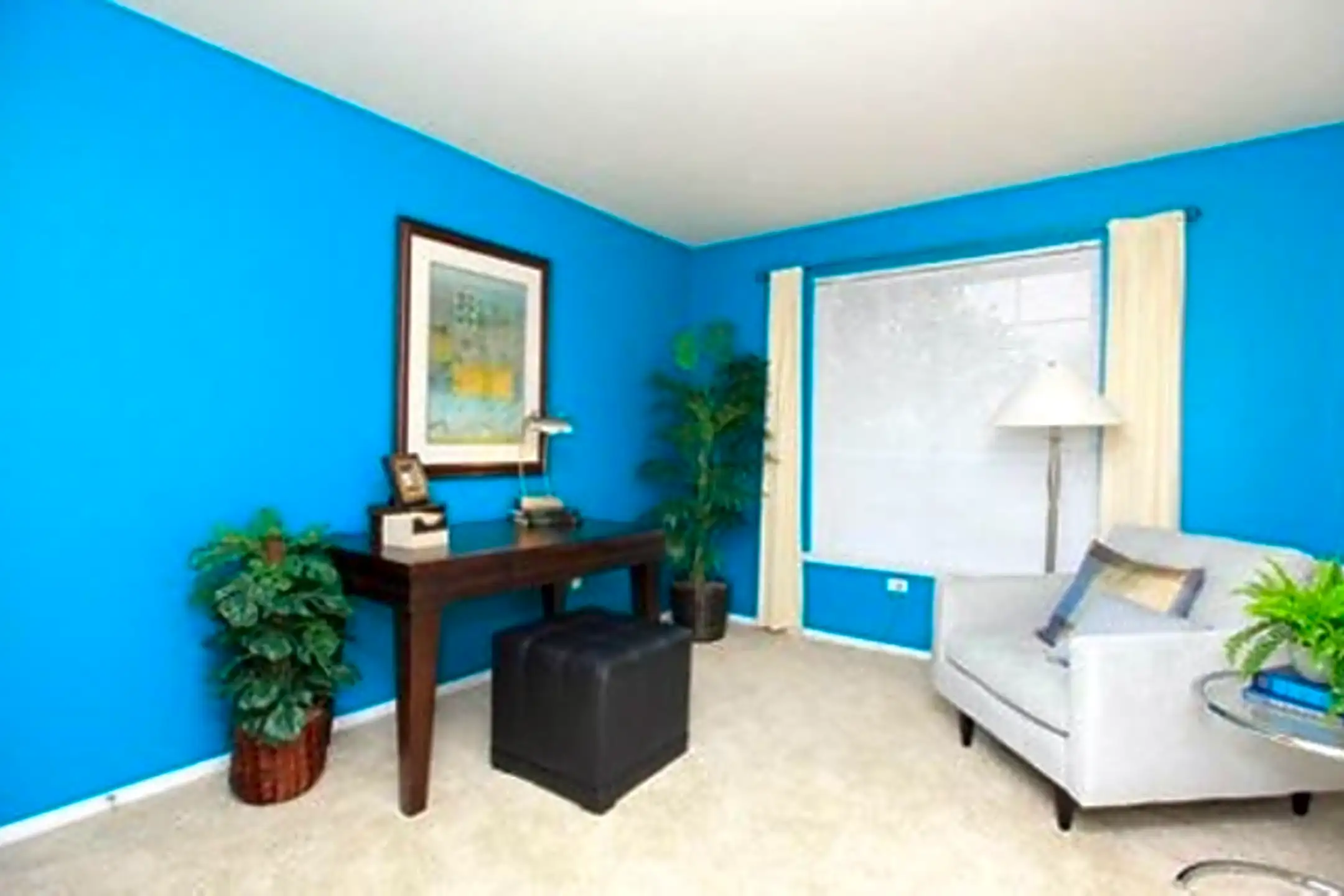 Arbors Parc Rose 1500 Tulipan Circle Oxnard, CA Apartments for Rent