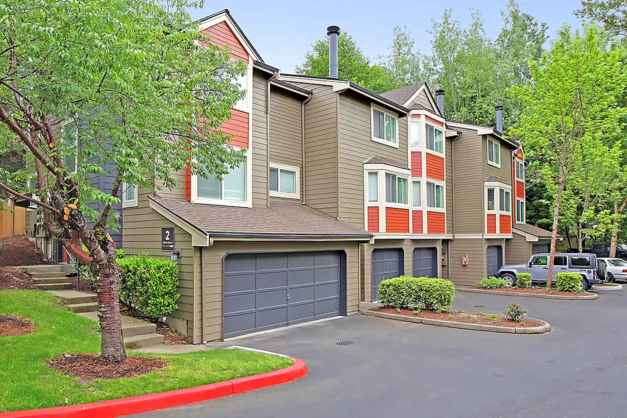 Hubbard's Crossing Townhome Apartments 12520 101st Way NE Kirkland