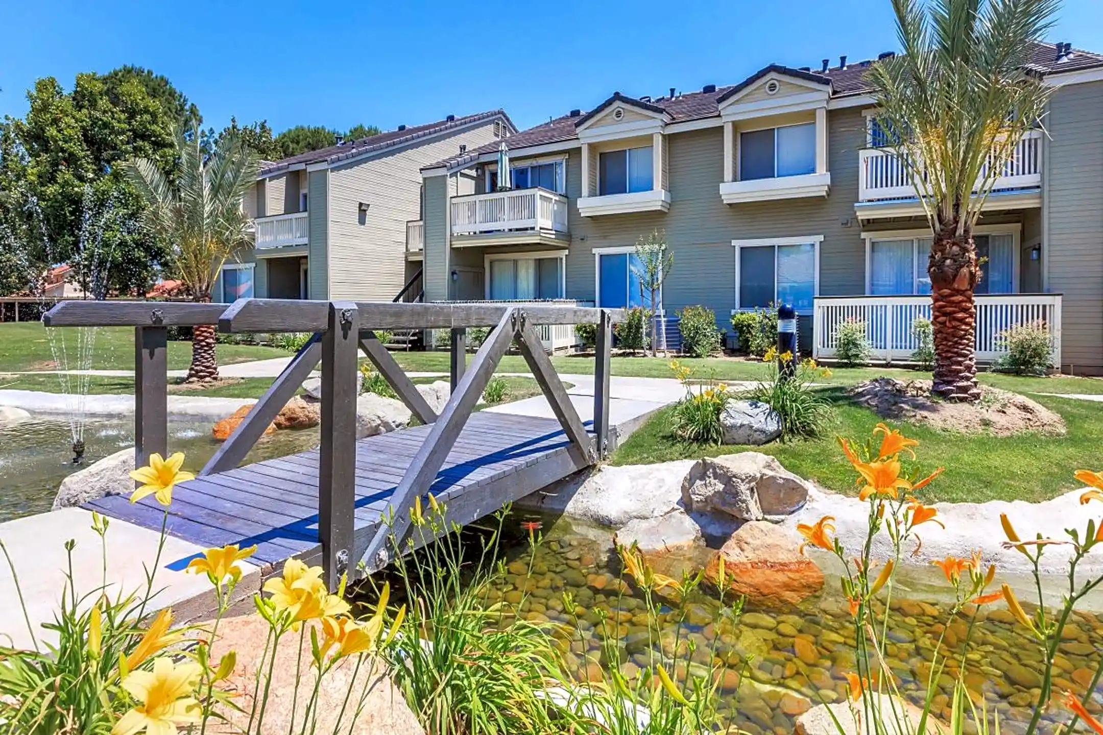 The Springs Apartment Homes Bakersfield, CA 93311