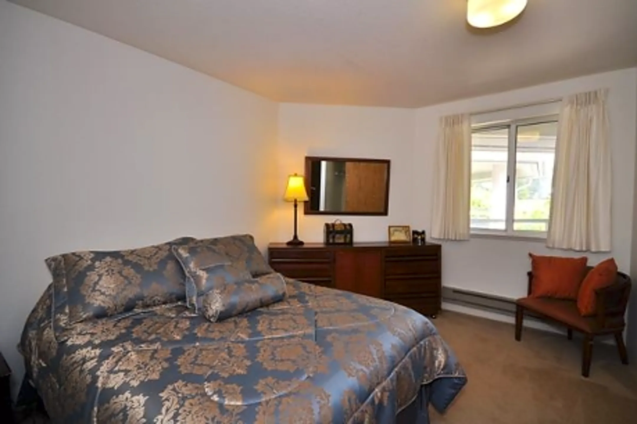 Essington Place 901 Essington Rd Joliet, IL Apartments for Rent Rent.