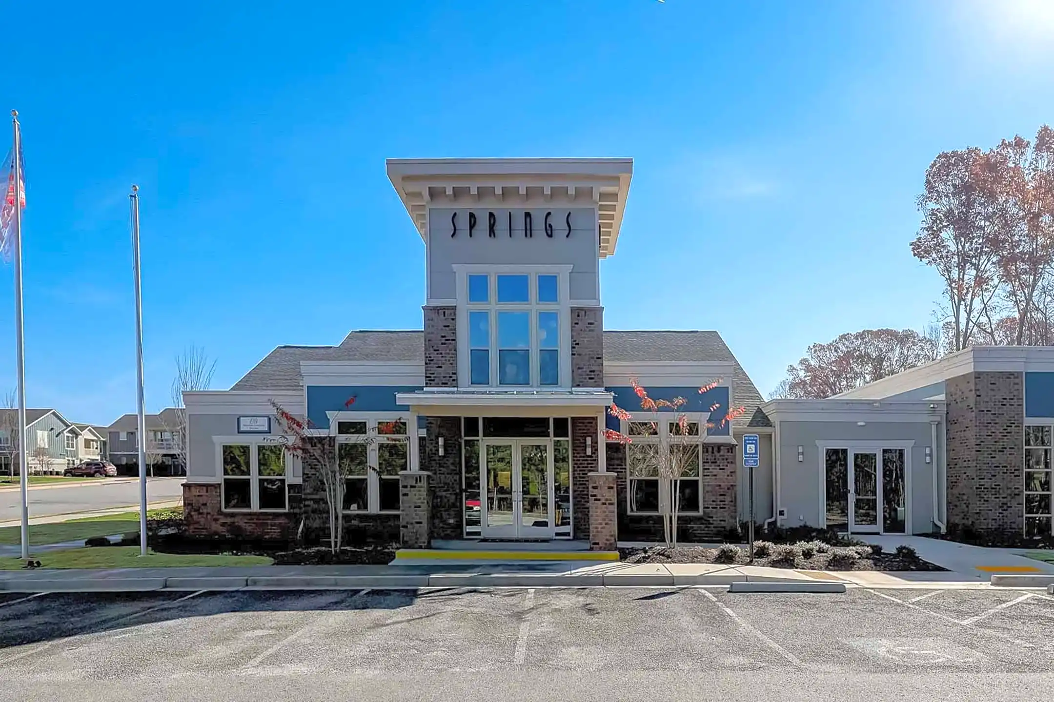 Springs at Newnan 2019 Newnan Crossing Bypass Newnan, GA Apartments