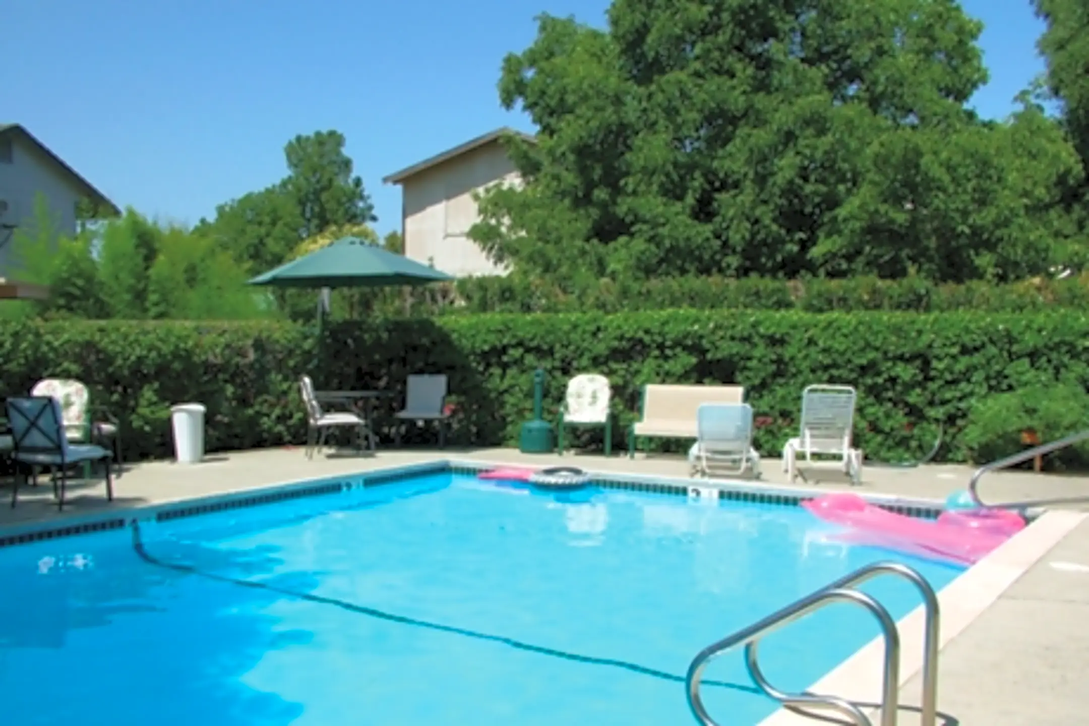 Lincoln Place Apartments 901 Lincoln Rd Yuba City, CA Apartments