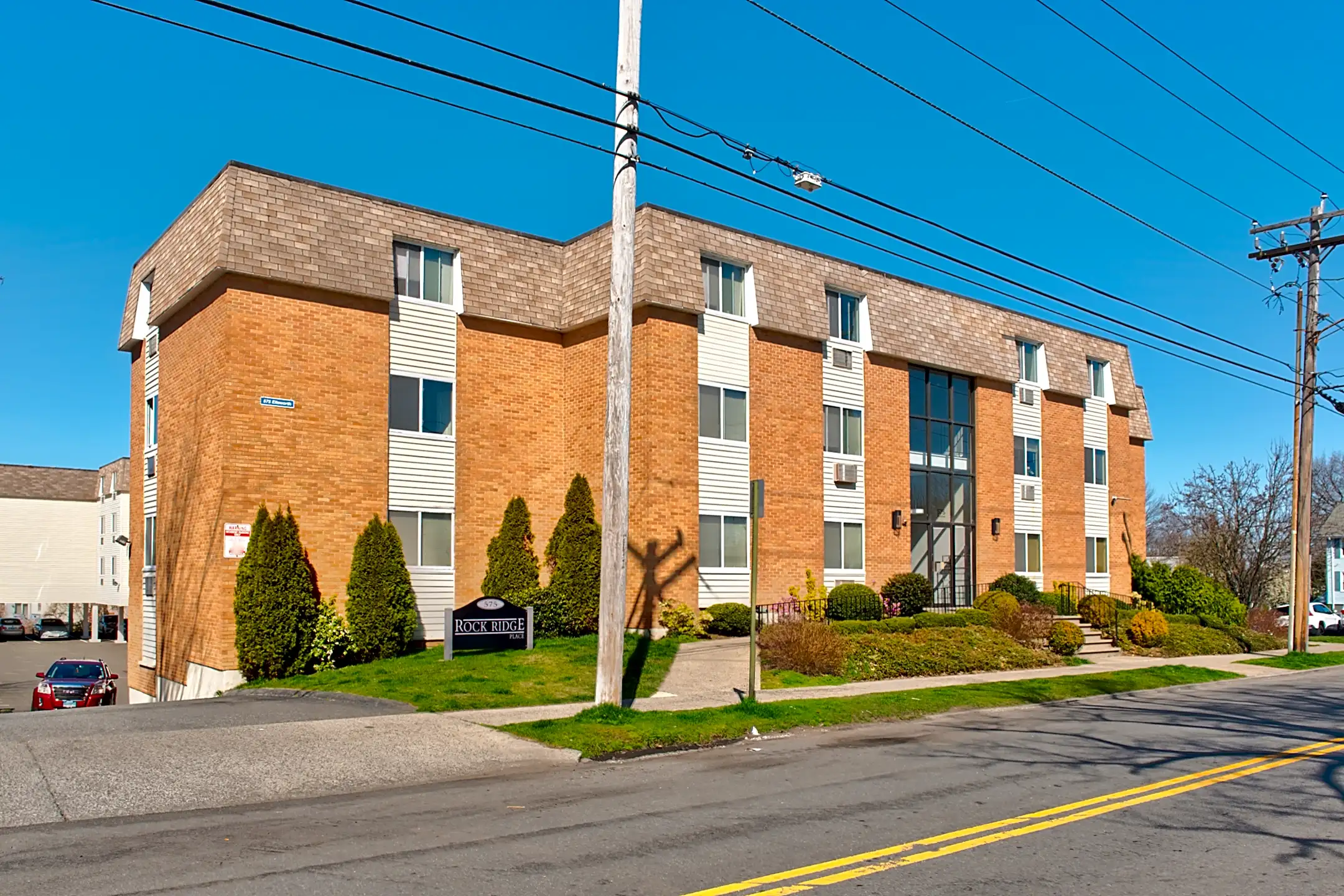 Rockridge Place Apartments