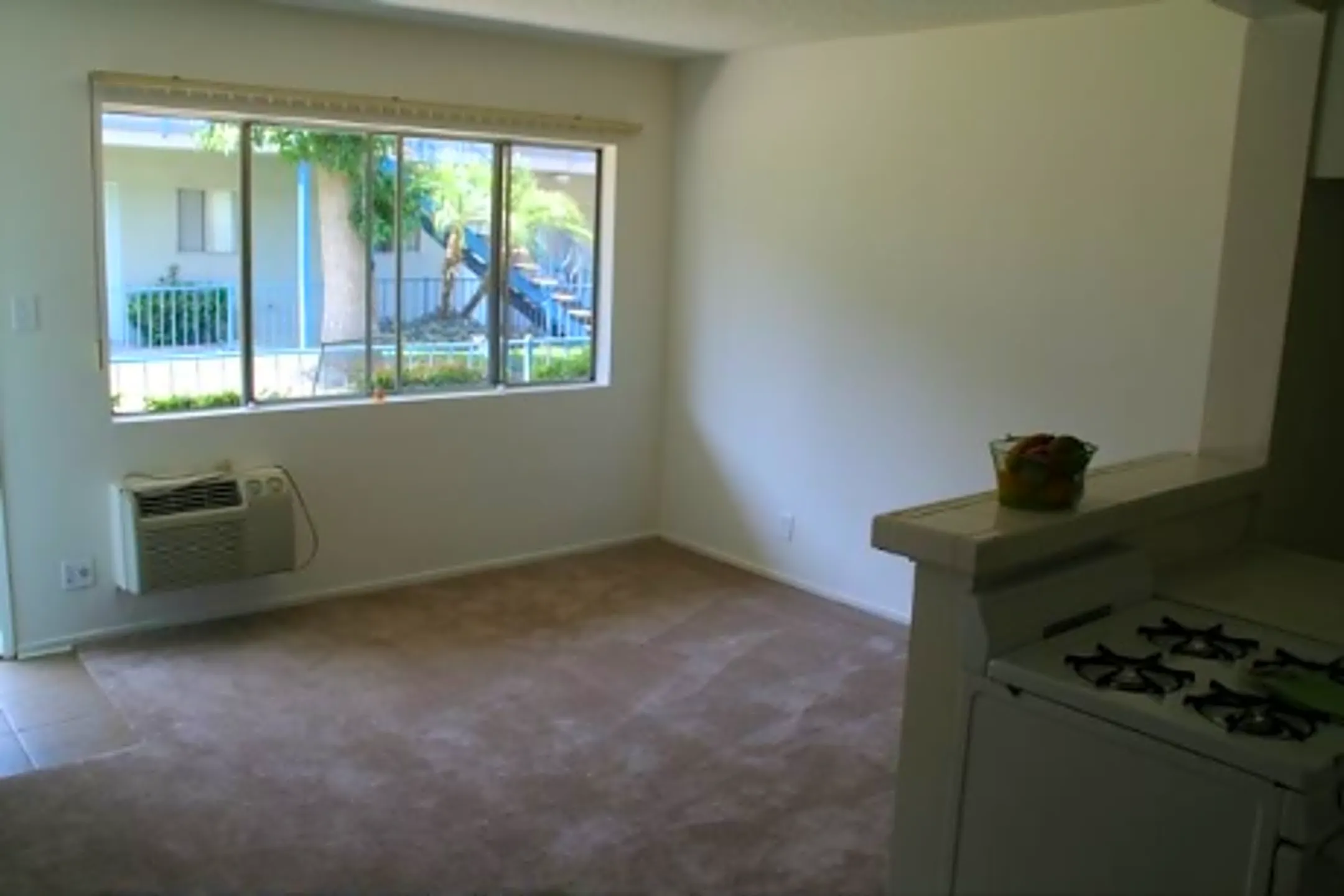 Terrace Apartments 21225 Roscoe Blvd Canoga Park, CA Apartments for Rent Rent.