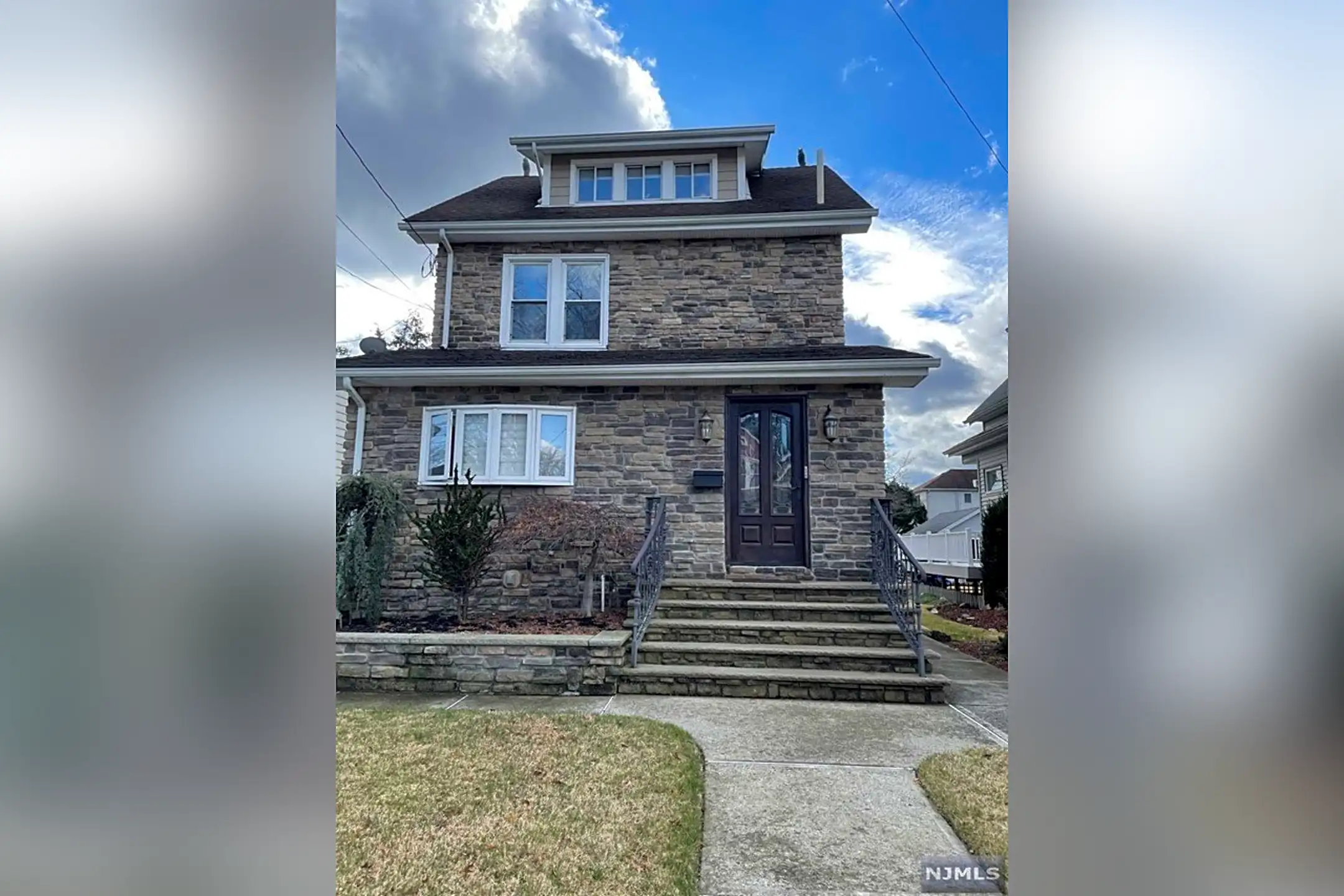 208 Valley Brook Ave Houses Lyndhurst, NJ 07071