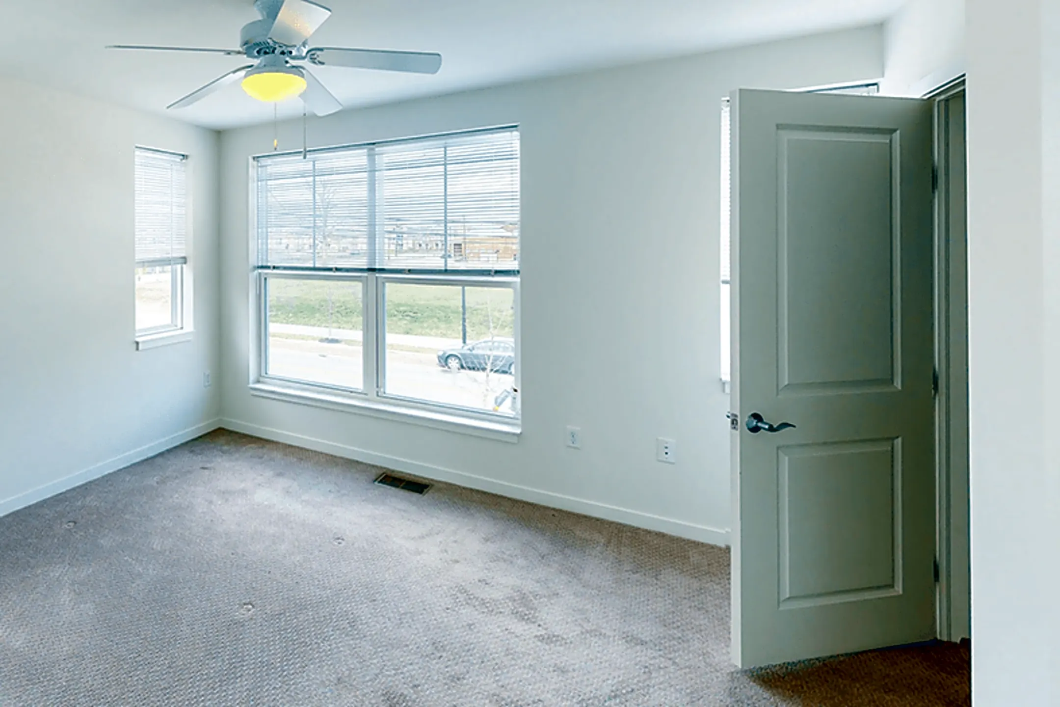 Legacy Pointe at Poindexter 1245 Mount Vernon Avenue Columbus, OH