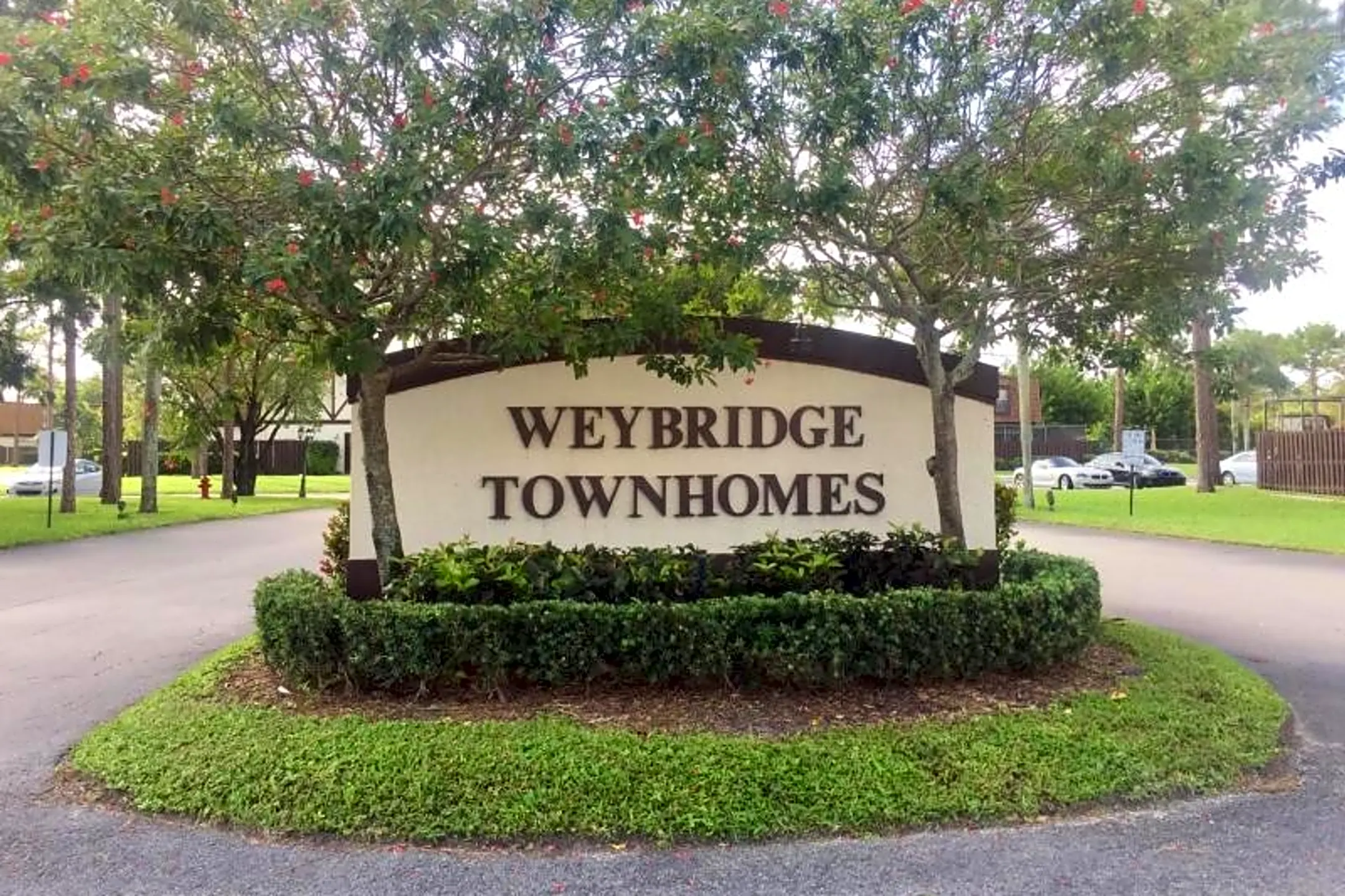 124 Weybridge Cir #A Townhomes - Royal Palm Beach, FL 33411