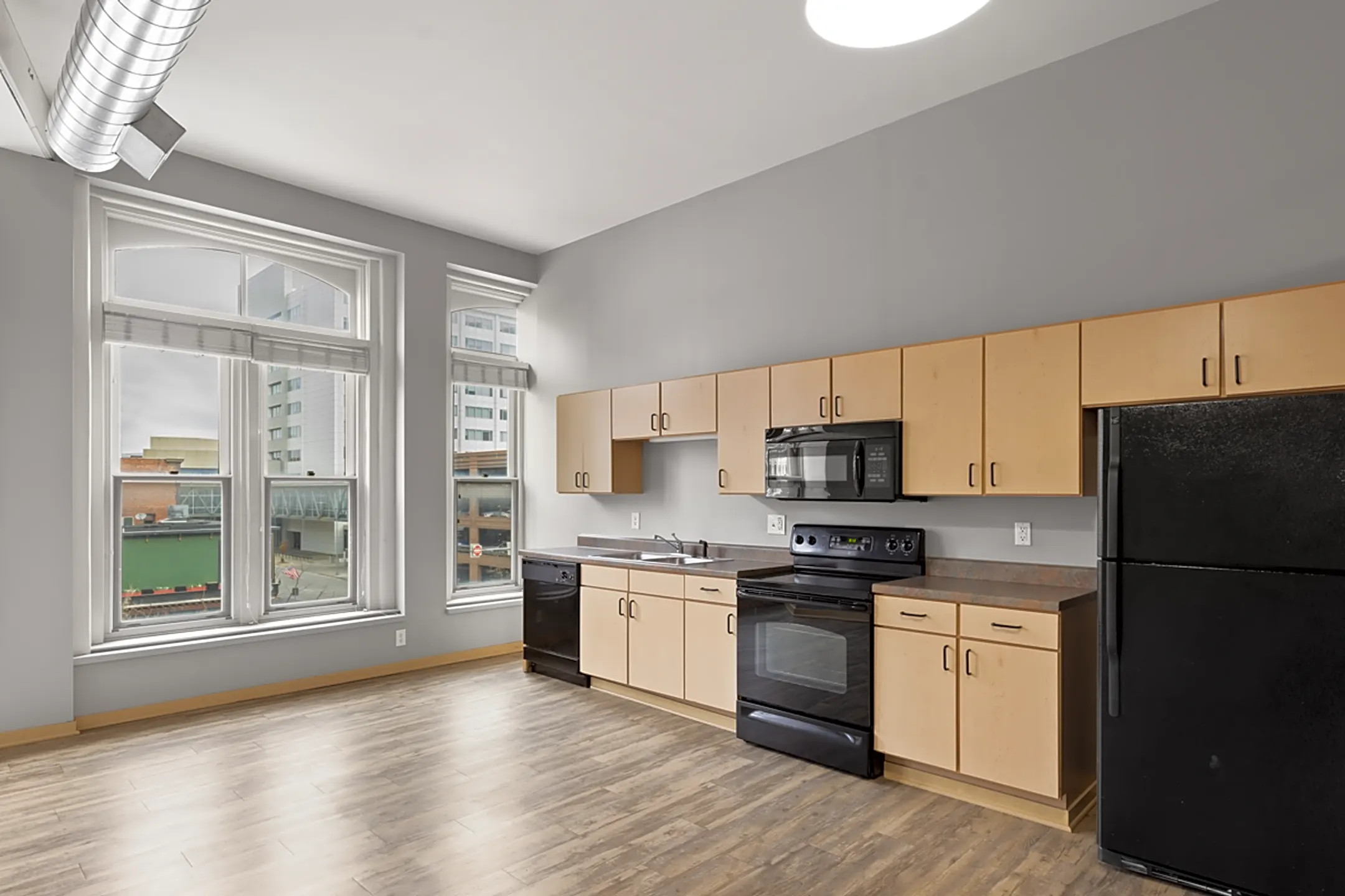 Court Avenue Lofts 308 Court Ave Des Moines, IA Apartments for Rent