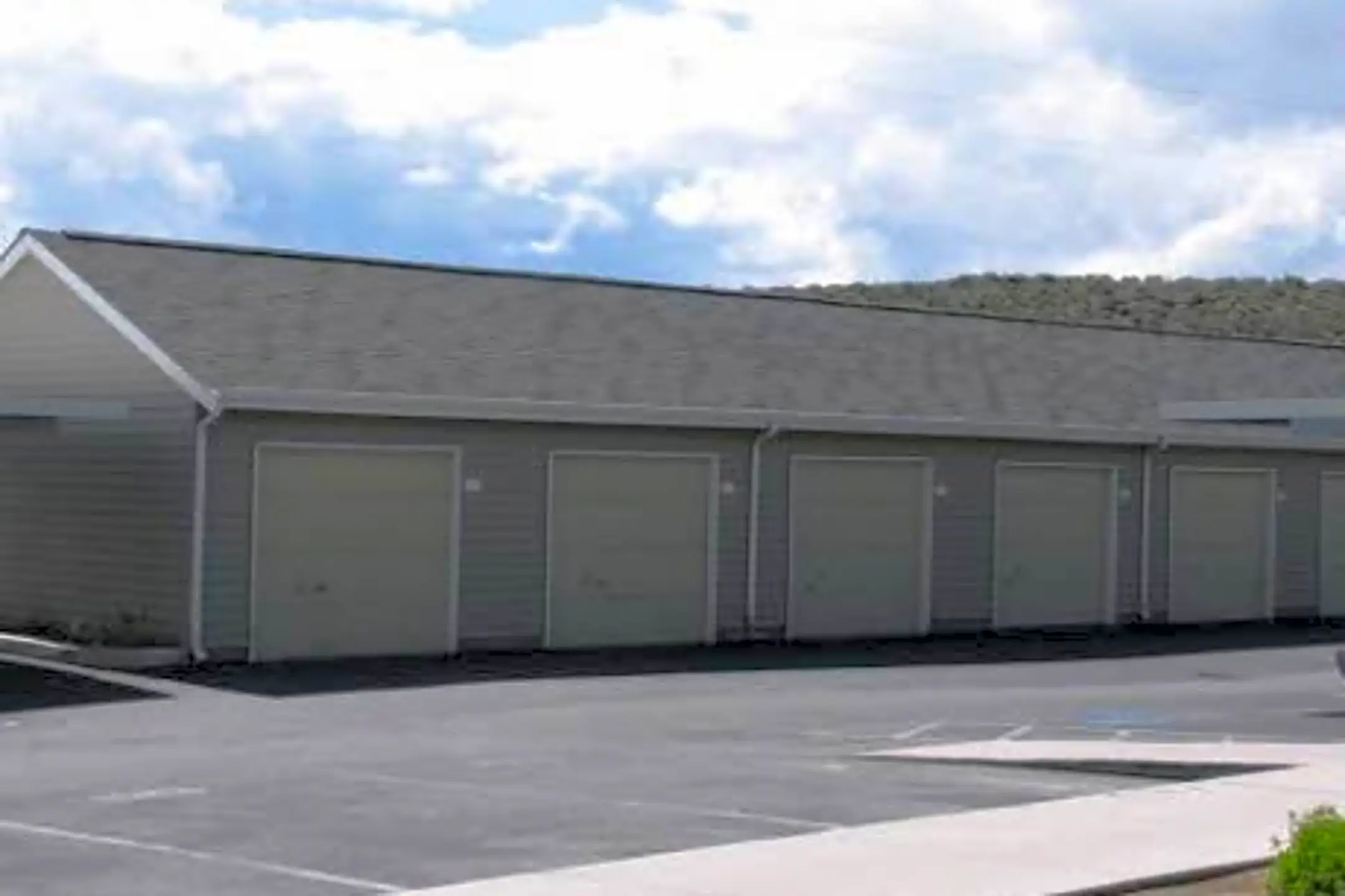 Sierra Springs Apartments 633 Hot Springs Rd Carson City, NV