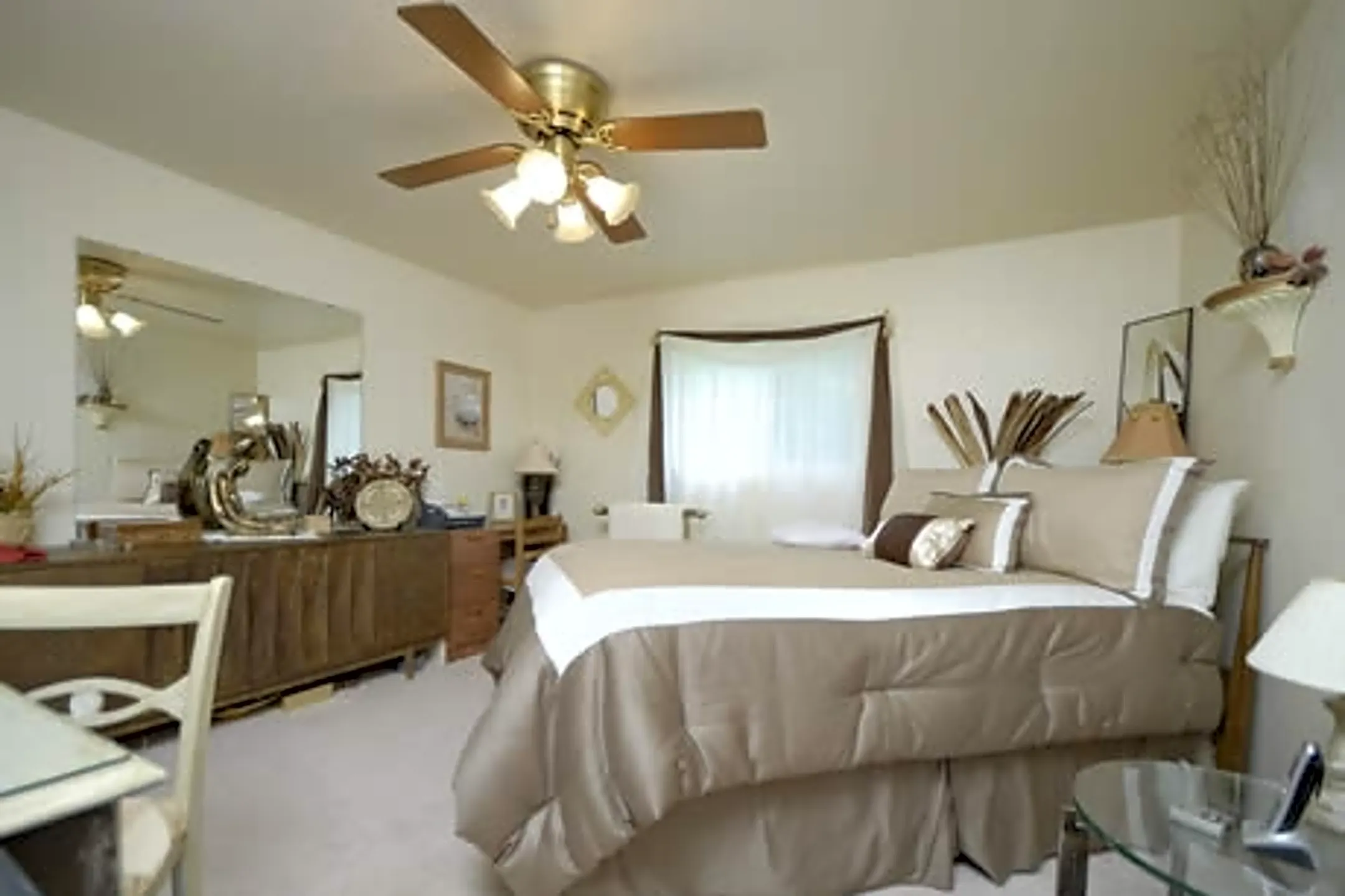 Lakeview Terrace 3404 Memorial Dr Two Rivers, WI Apartments for Rent Rent.