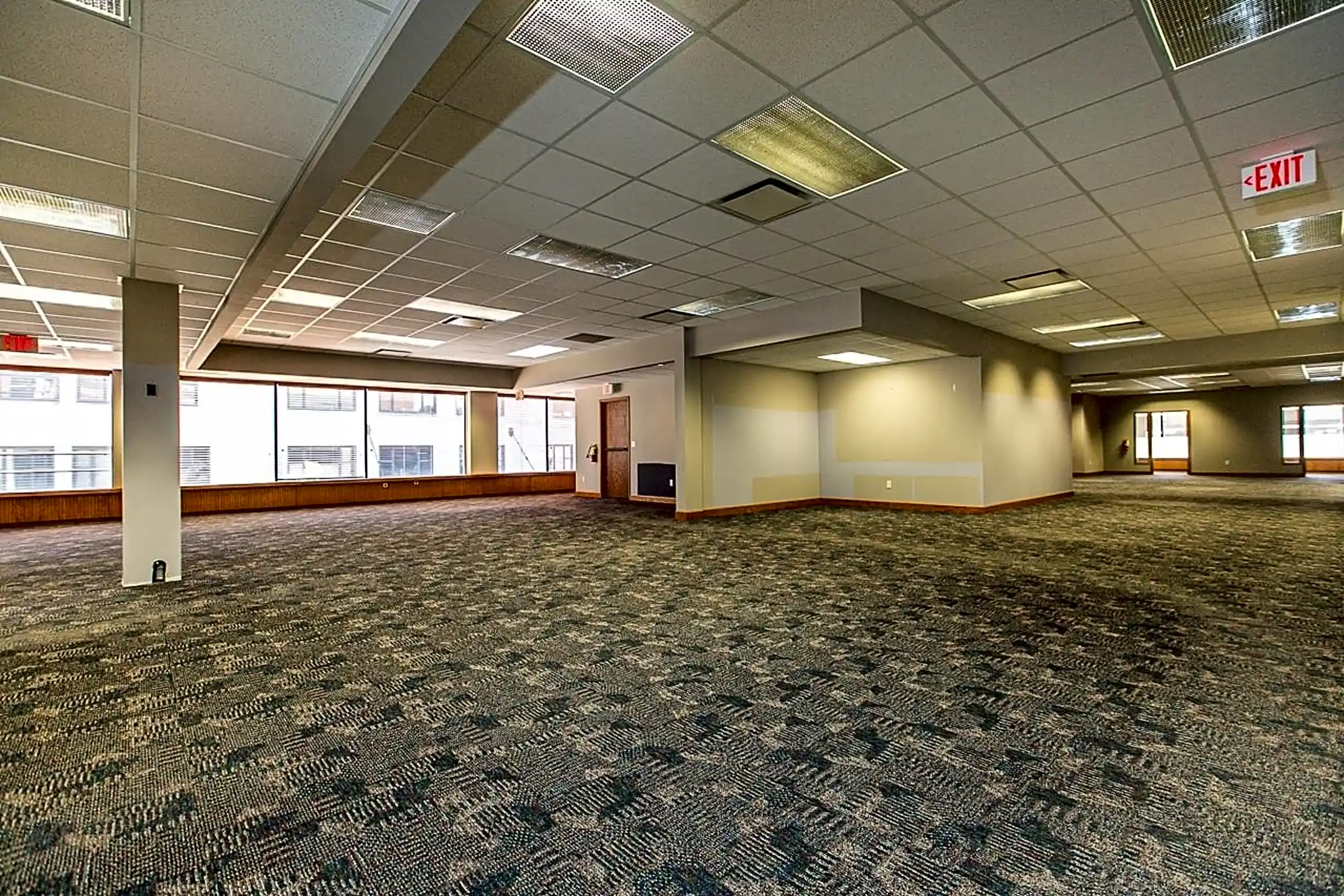 880 Locust St - Dubuque, IA