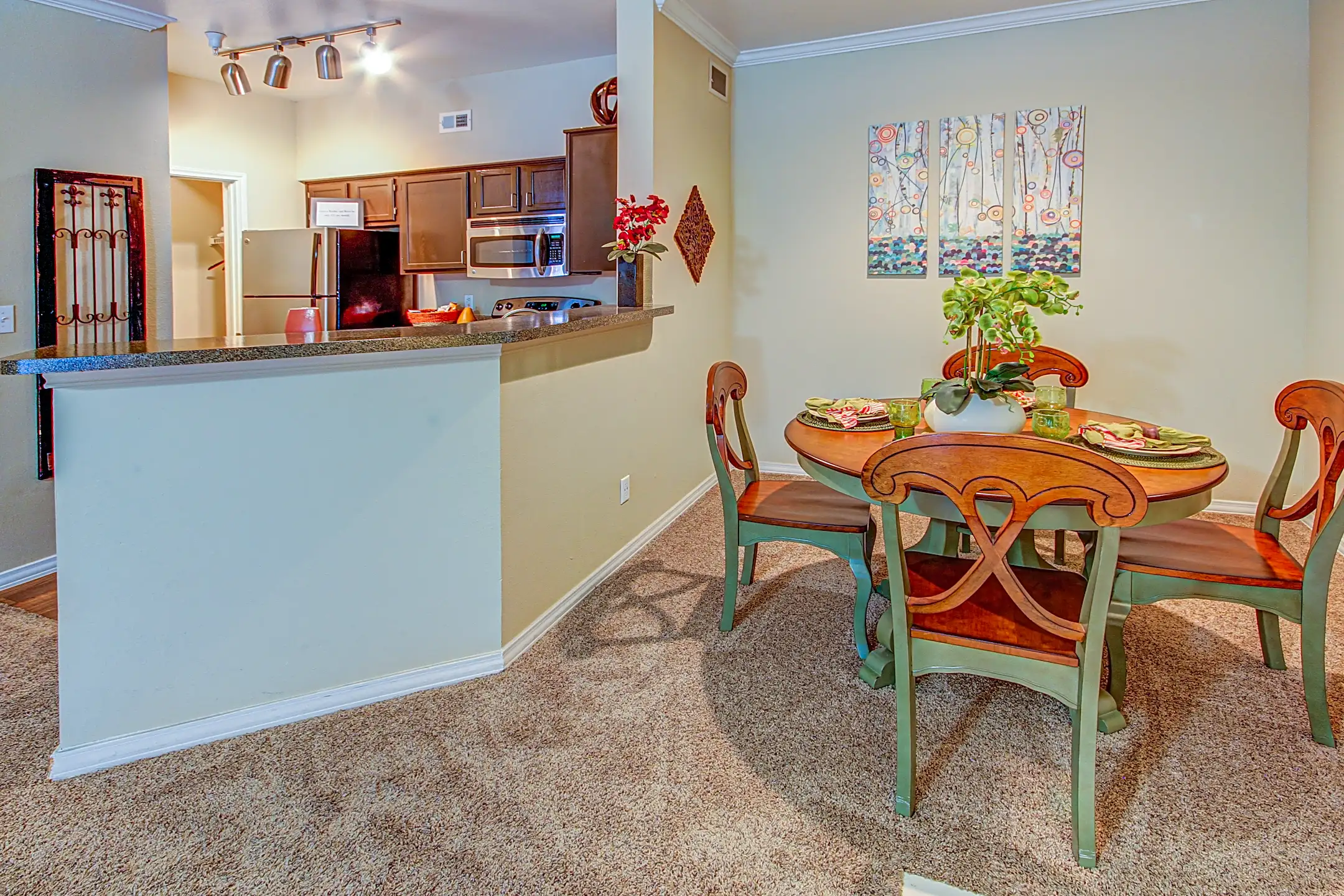 St. Laurent Apartment Homes Grand Prairie, TX 75050