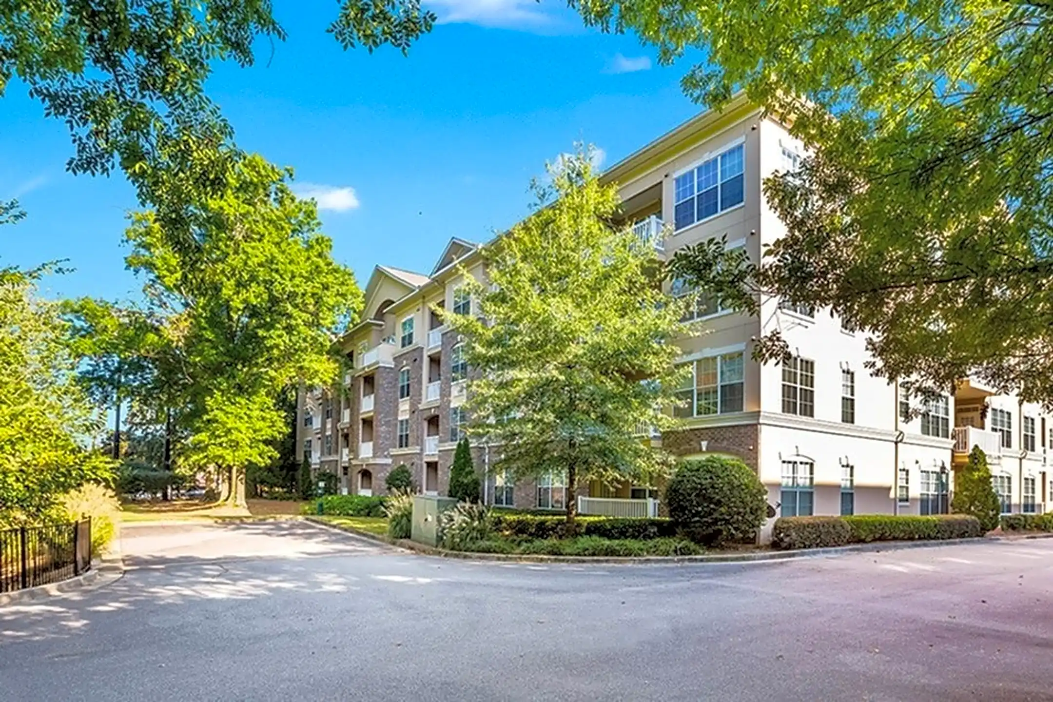 The Savoy 4306 N Shallowford Rd Atlanta, GA Apartments for Rent Rent.