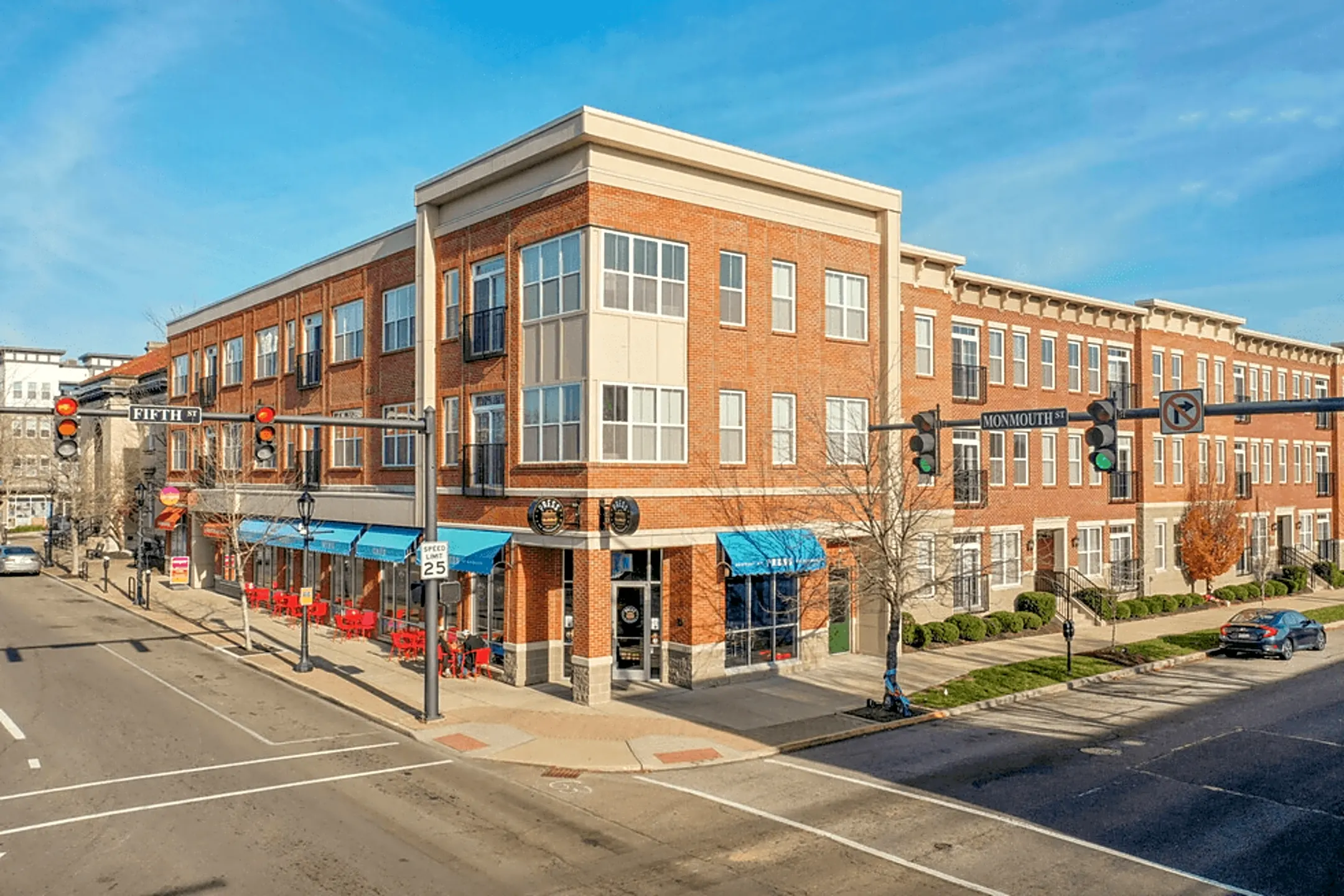 Building - Monmouth Row Apartments - Newport, KY