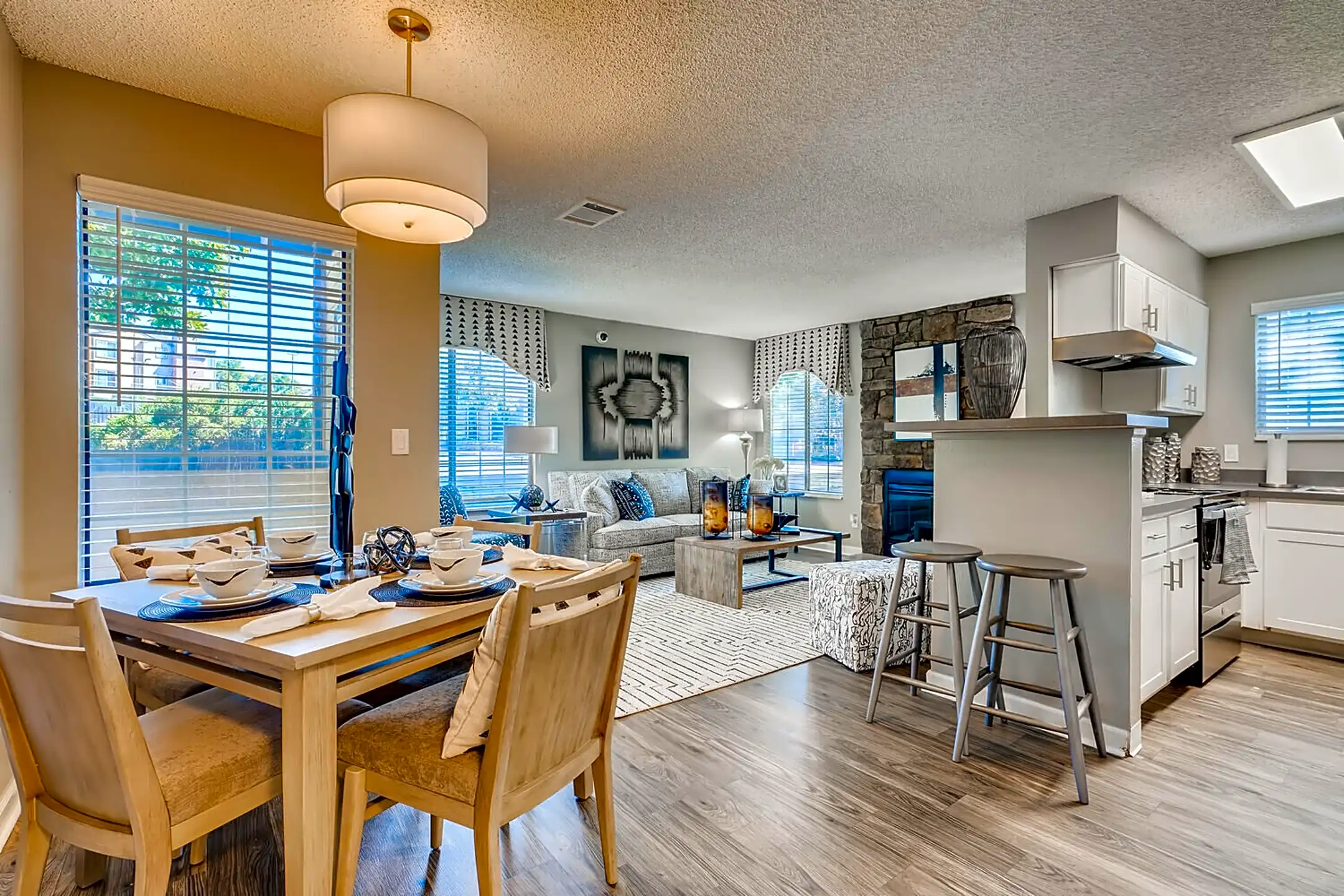 Loretto Heights Apartments Denver, CO 80236