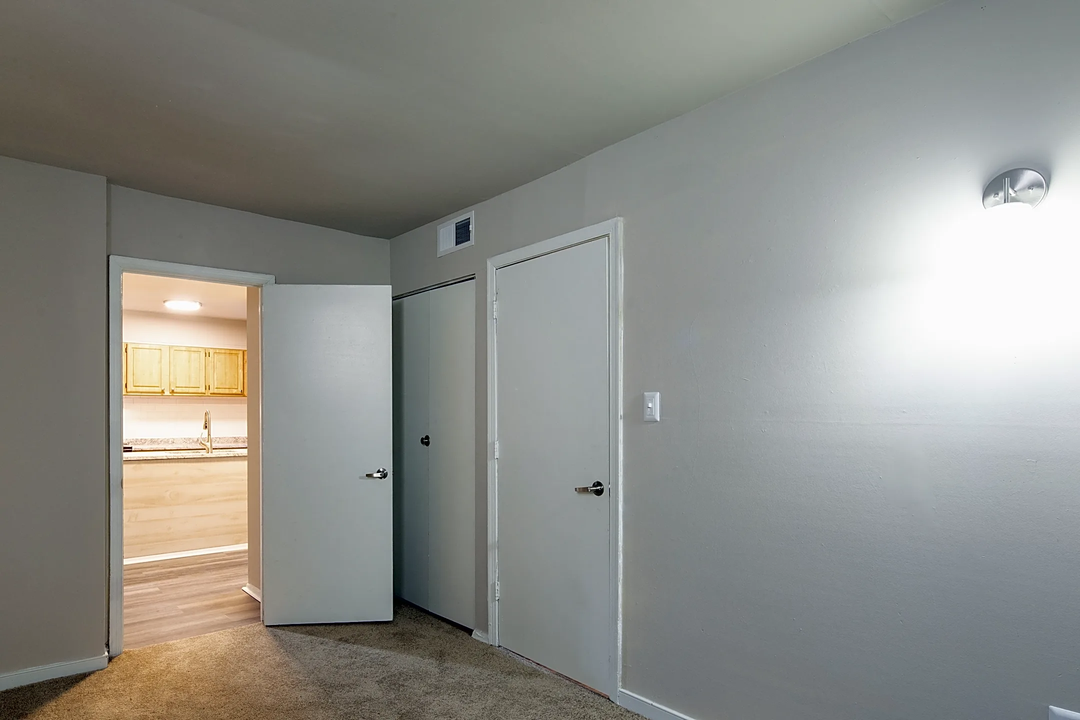 Stratford Hills Apartments 2517 W Tremont Ct Richmond, VA