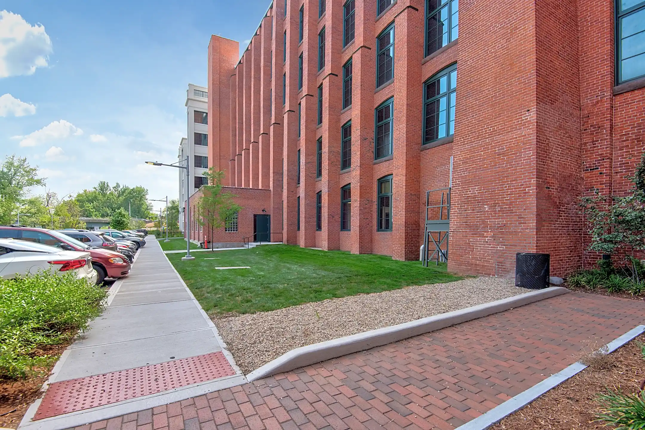 Montgomery Mill Windsor Locks, CT 06096