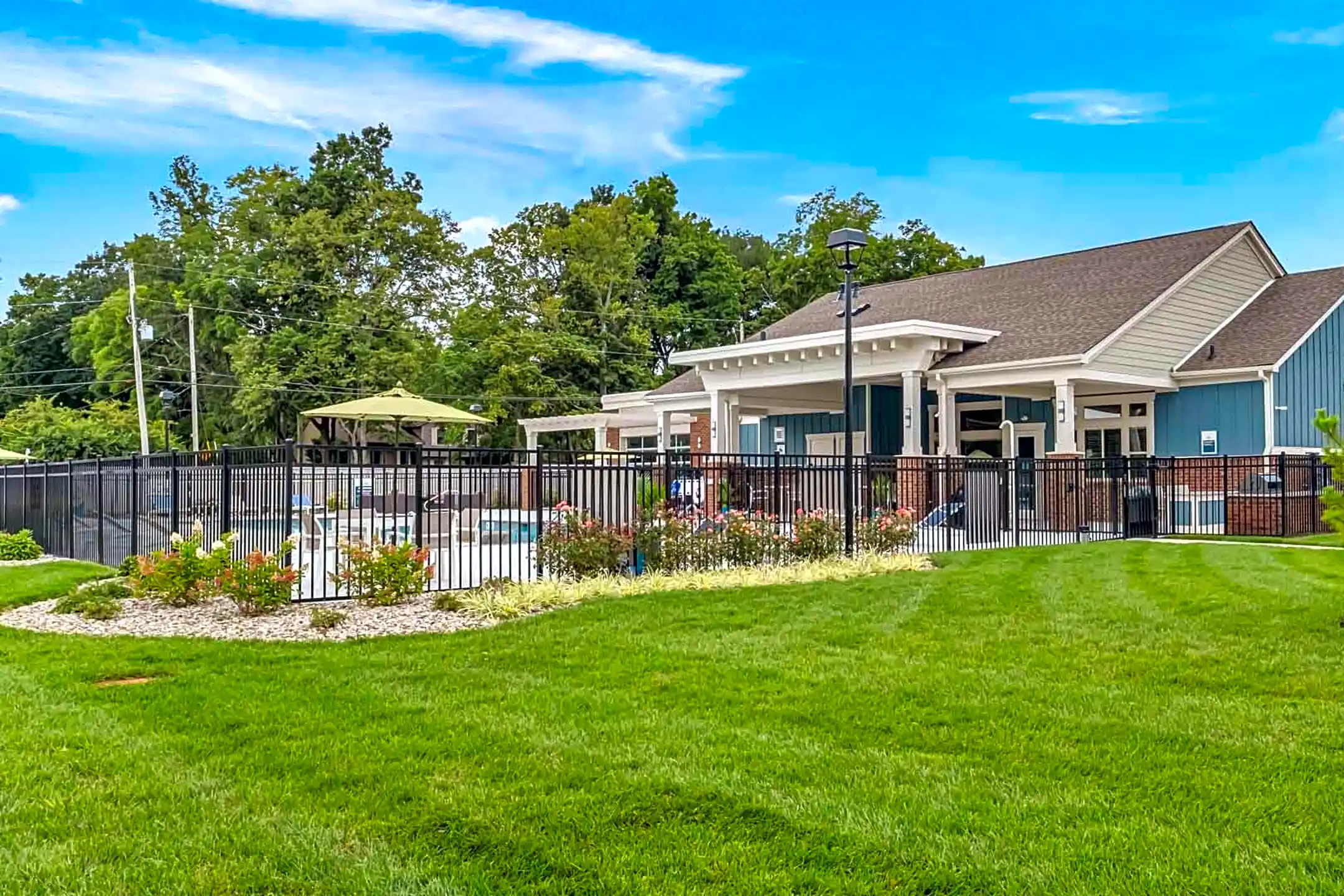 Springs at LaGrange Apartments Louisville, KY 40223