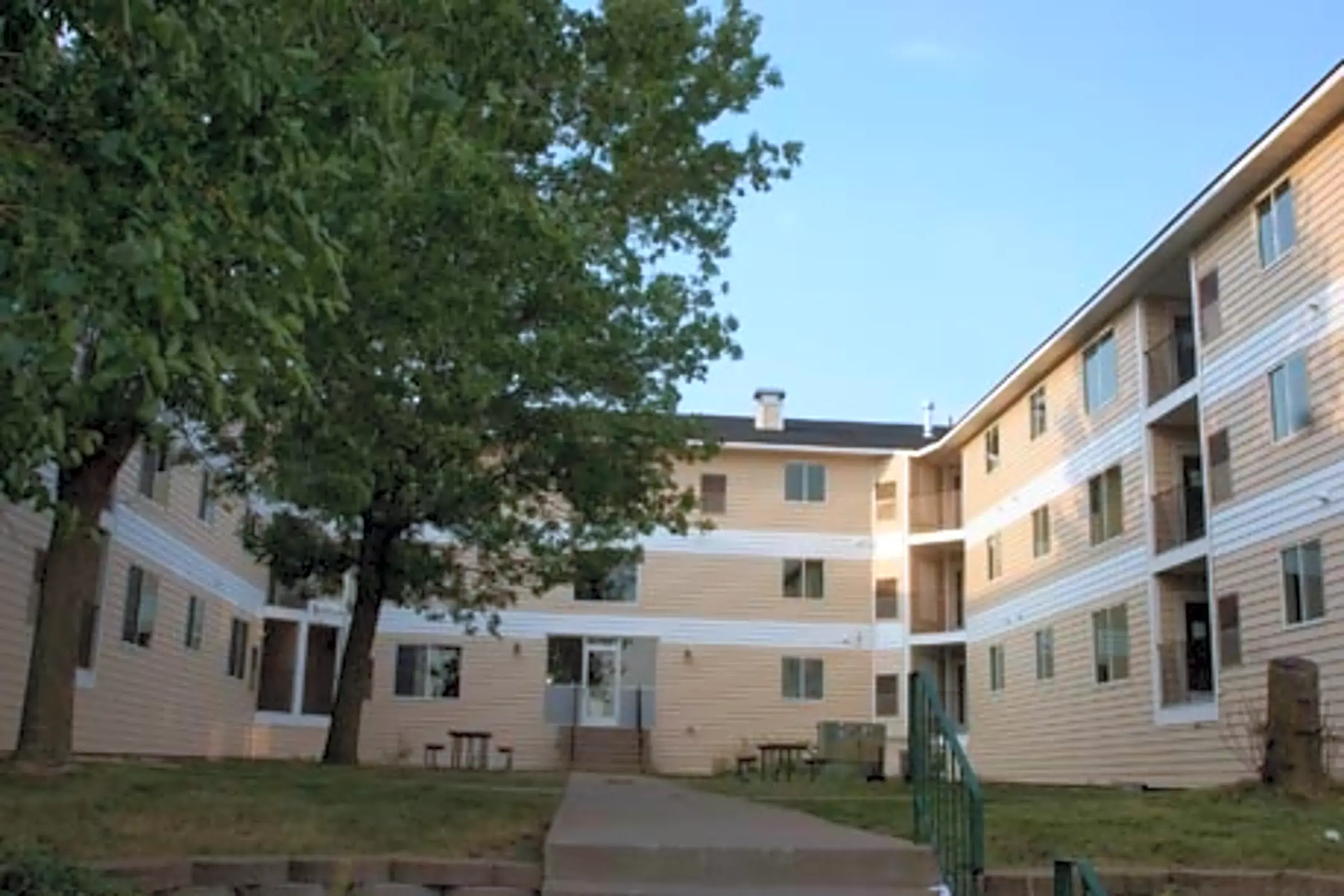 Lions Park Apartments Elk River, MN 55330