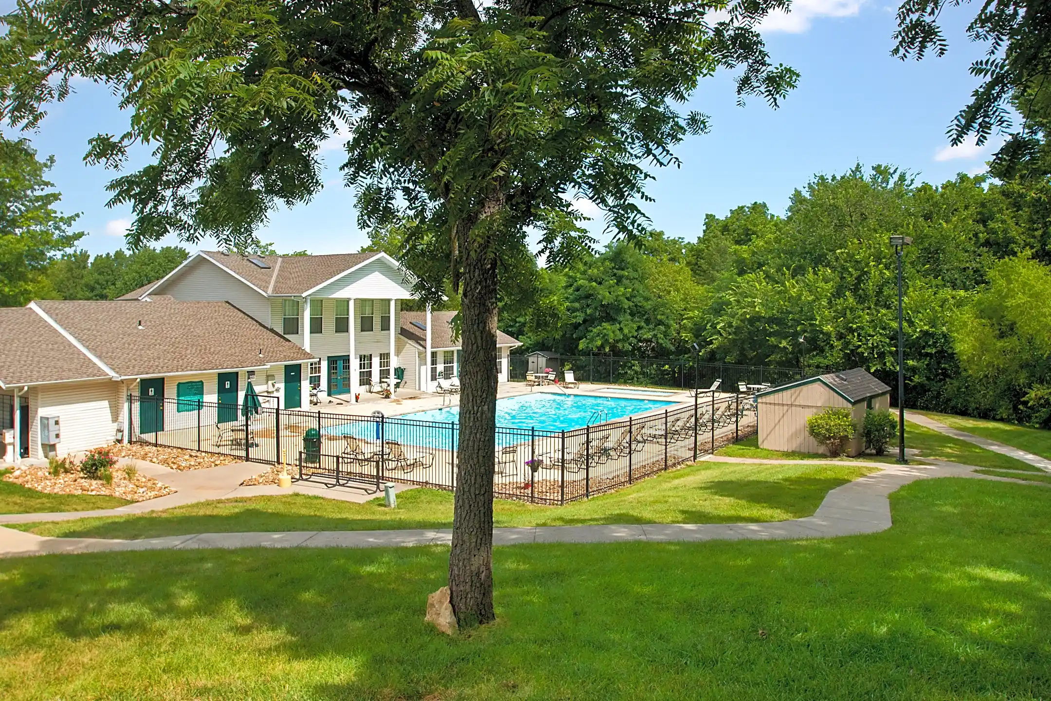 Southfork Belton, MO 64012