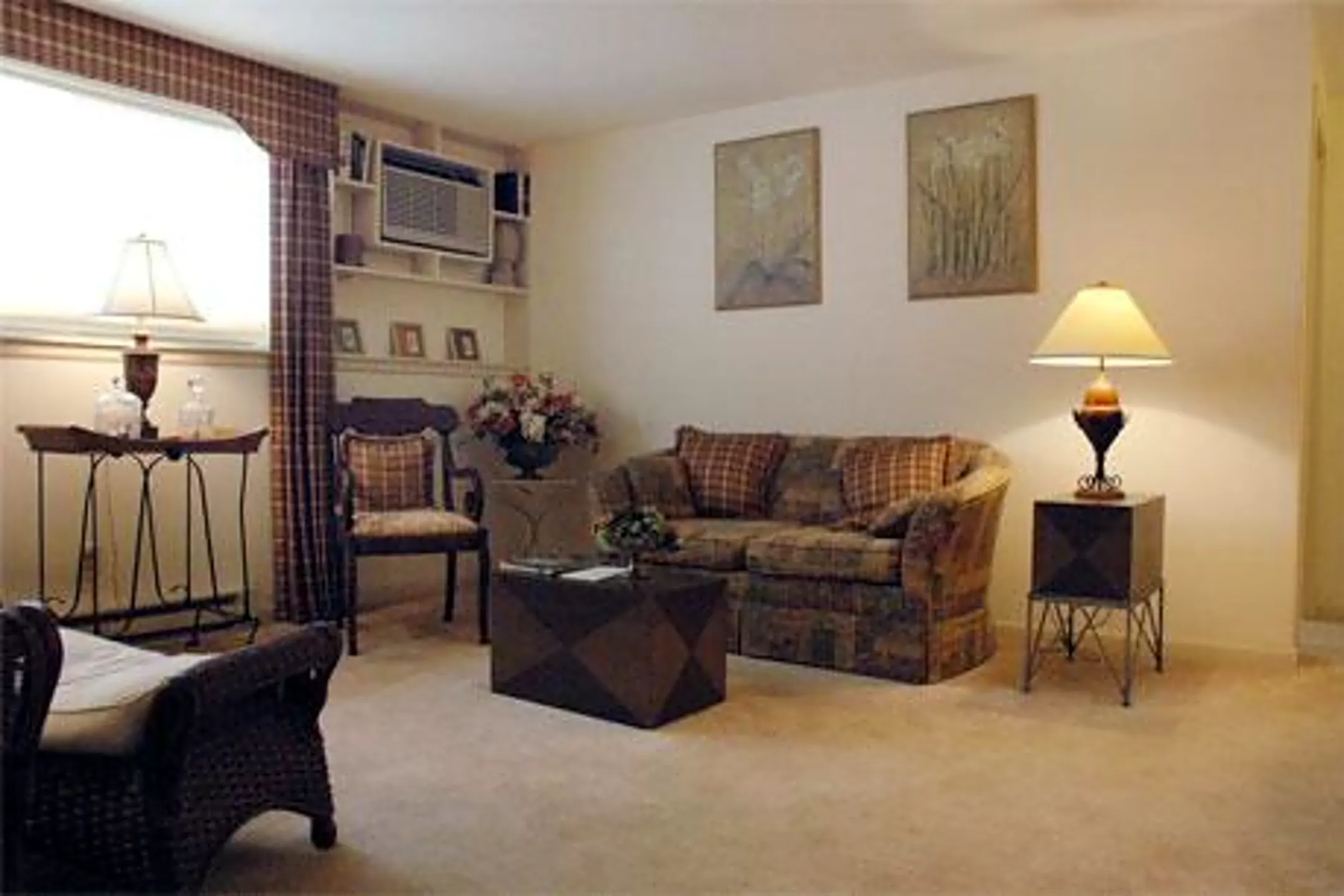 Forest Ridge Apartments 6 Mary Anna Drive Fitchburg, MA Apartments