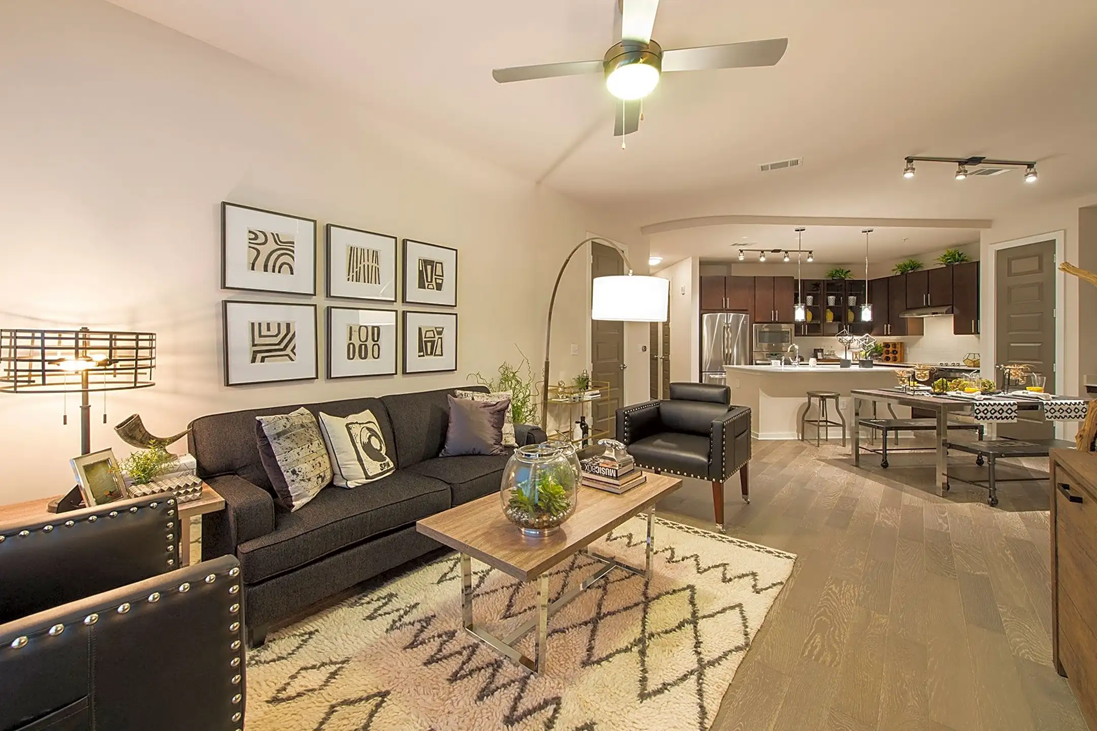 REVL Heights Apartments - Houston, TX 77009