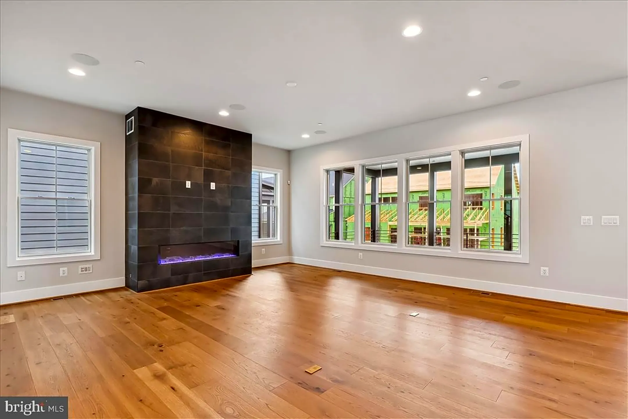 Living Room - 6819 Isabella St - Bethesda, MD