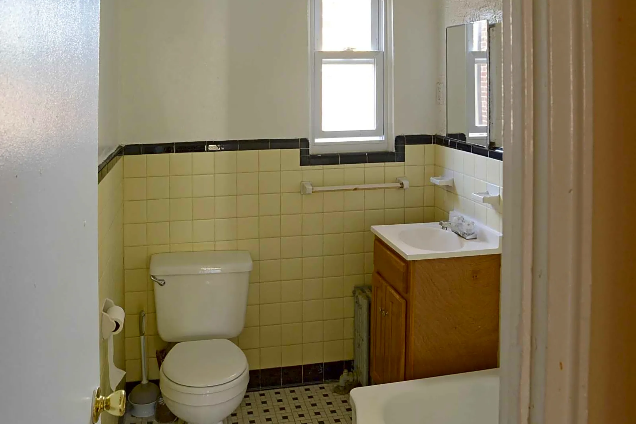 Bathroom - Lafayette Garden Apts LLC - Wilkes Barre, PA
