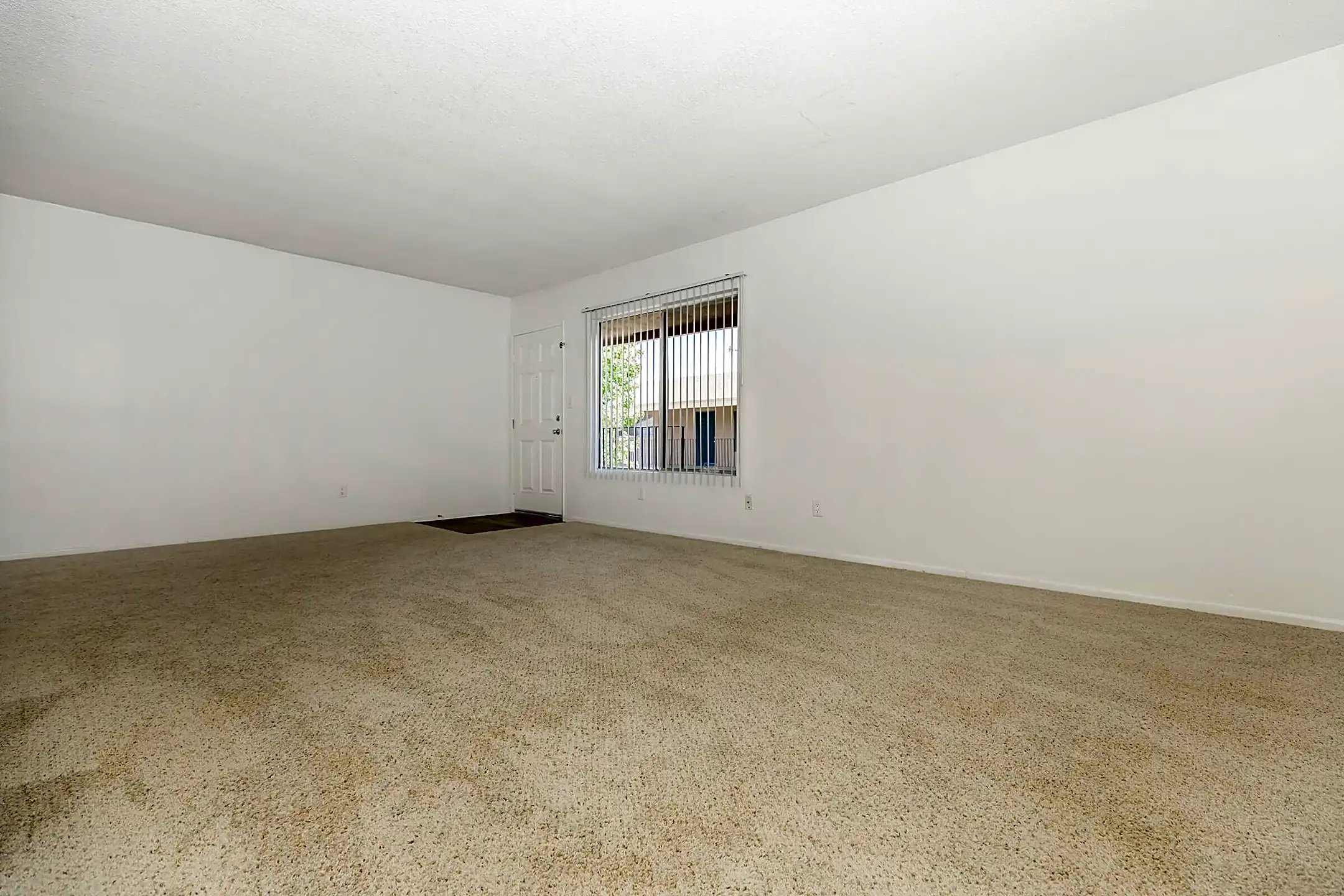 Glenwood Apartment Homes 12300 Clearglen Ave Whittier, CA