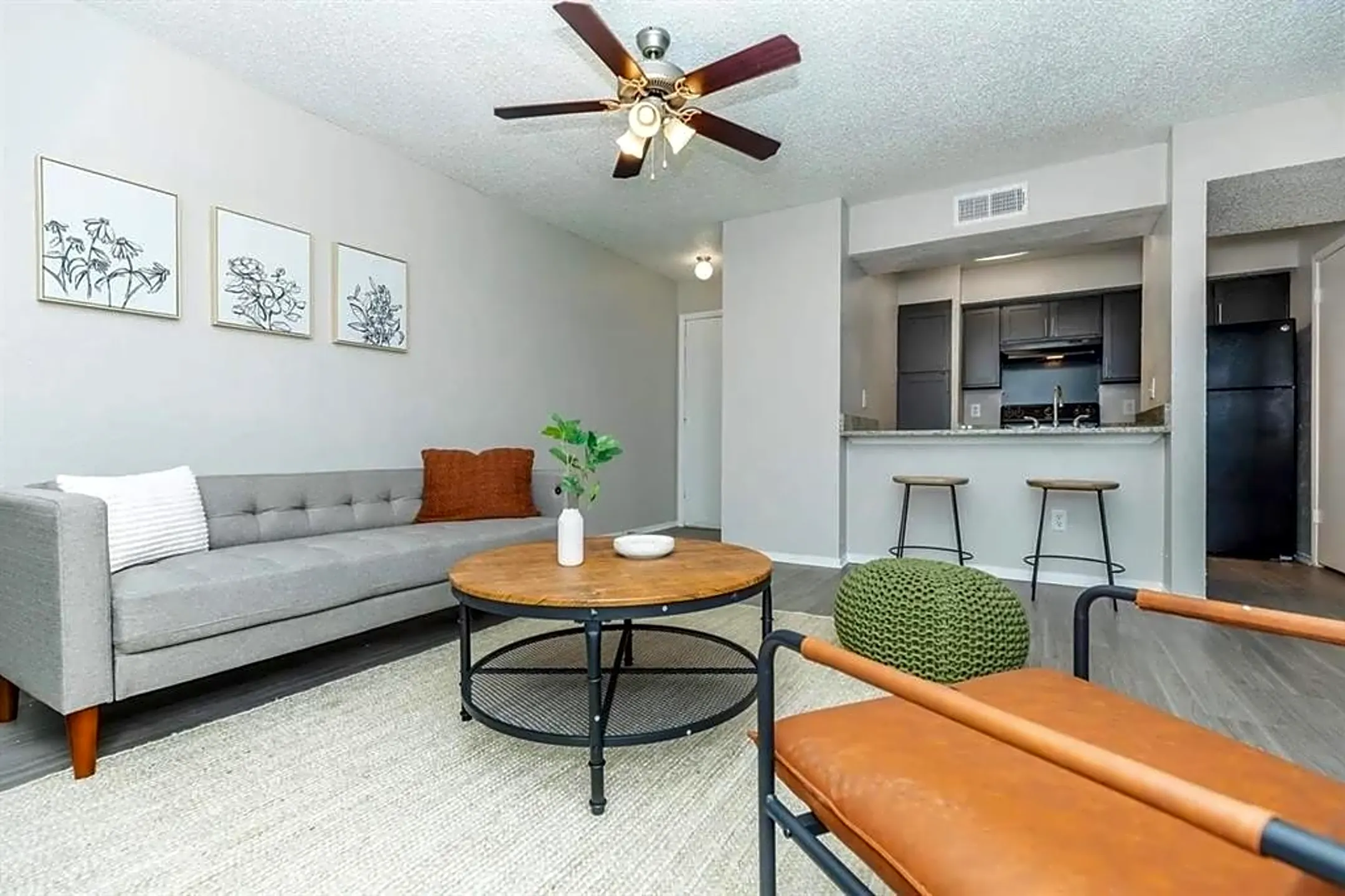 2501 b Chapel Ext Dallas, TX Apartments for Rent Rent.