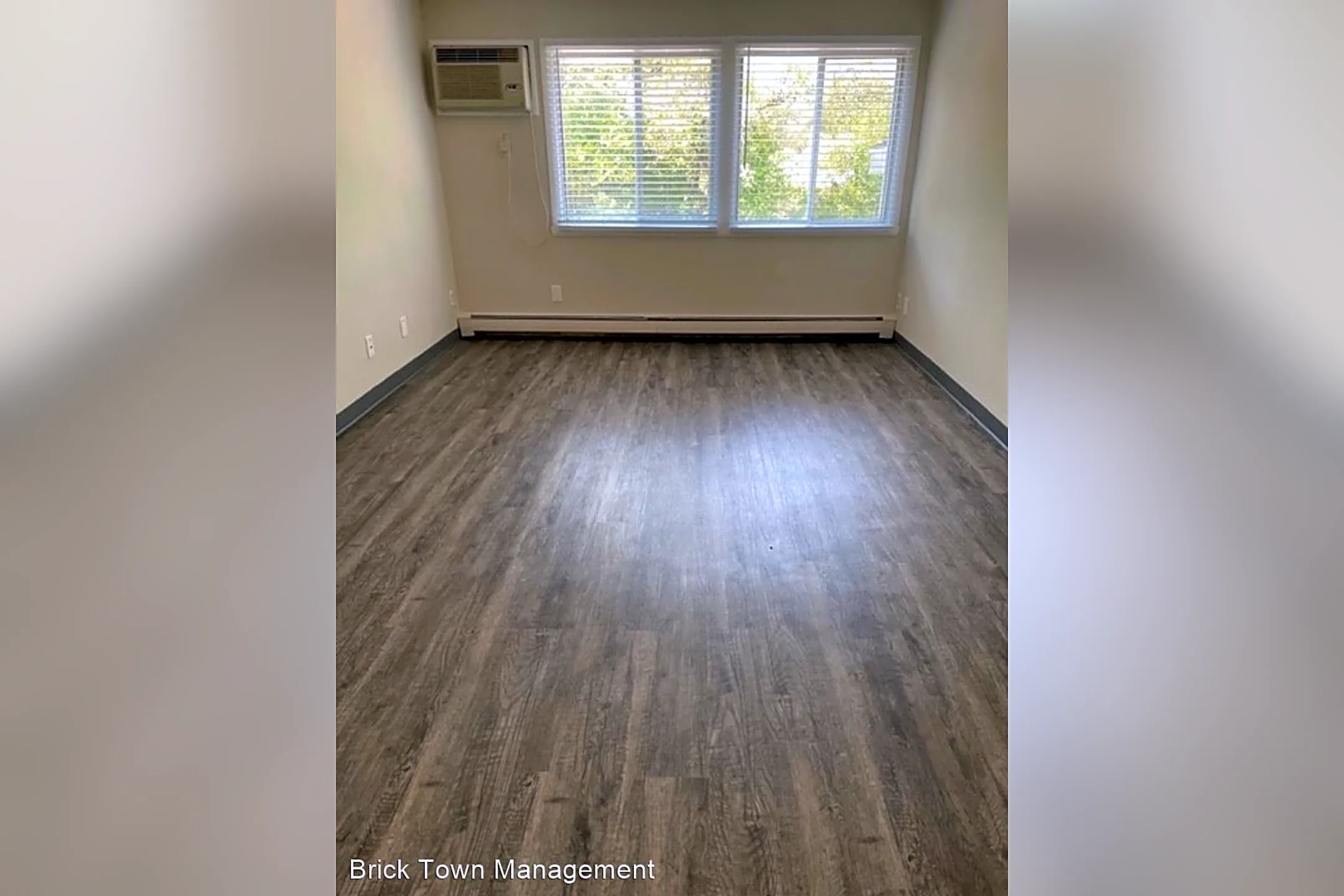 Living Room - 2400 Hickman Rd. - Des Moines, IA