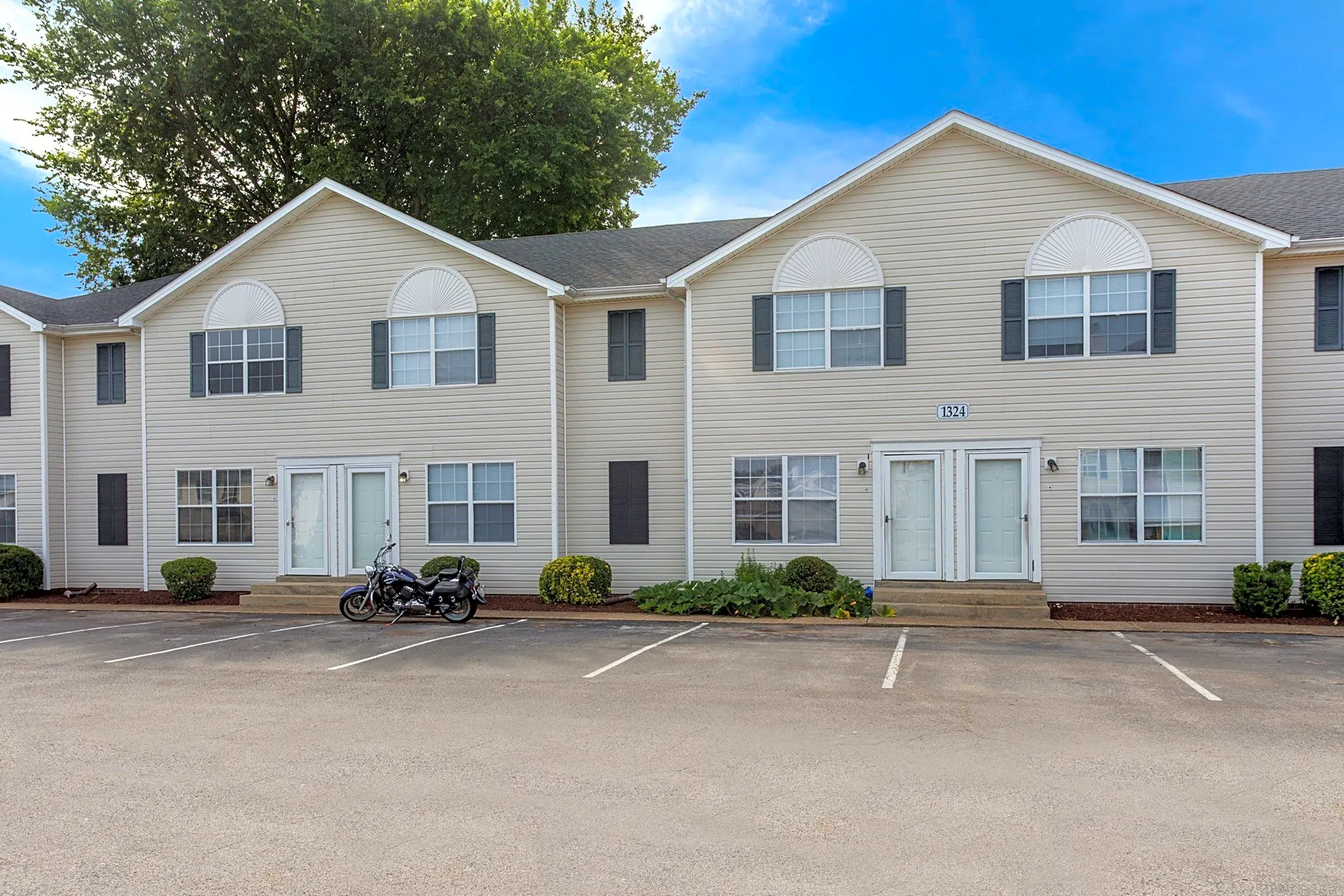 Building - Cave Springs Apartments - Bowling Green, KY