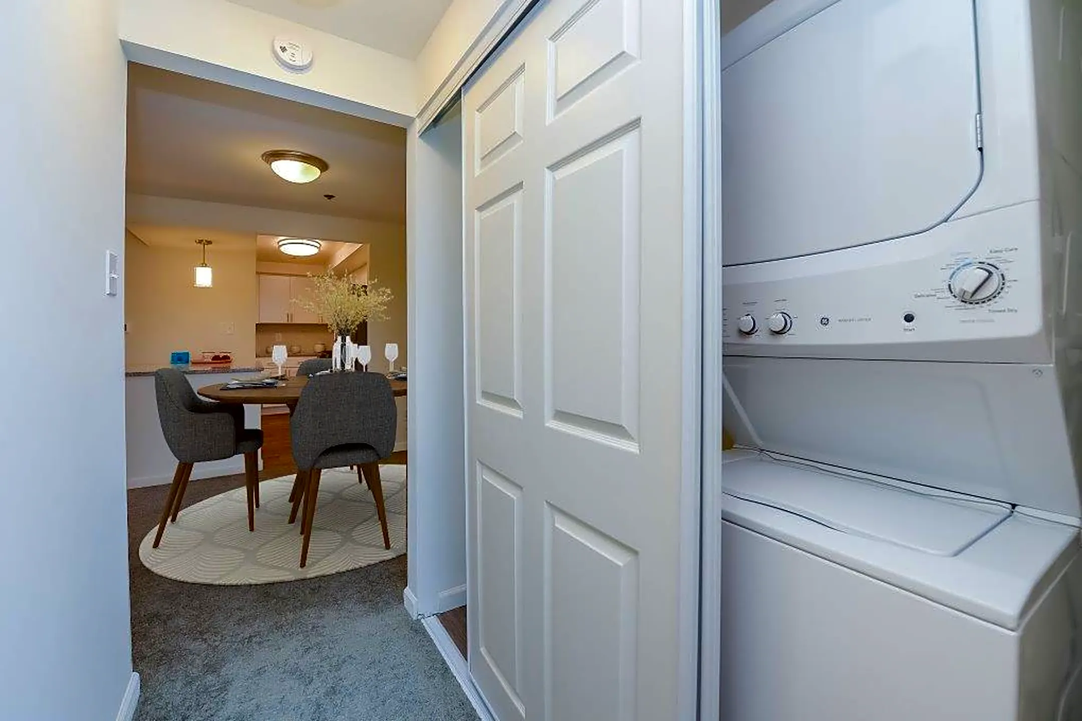 Strafford Station Apartment Homes - Wayne, PA