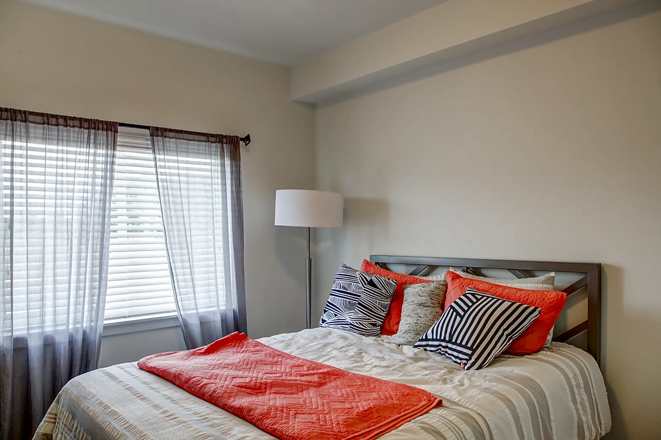 Britton Place 6655 Britton Pkwy NE Lacey, WA Apartments for Rent