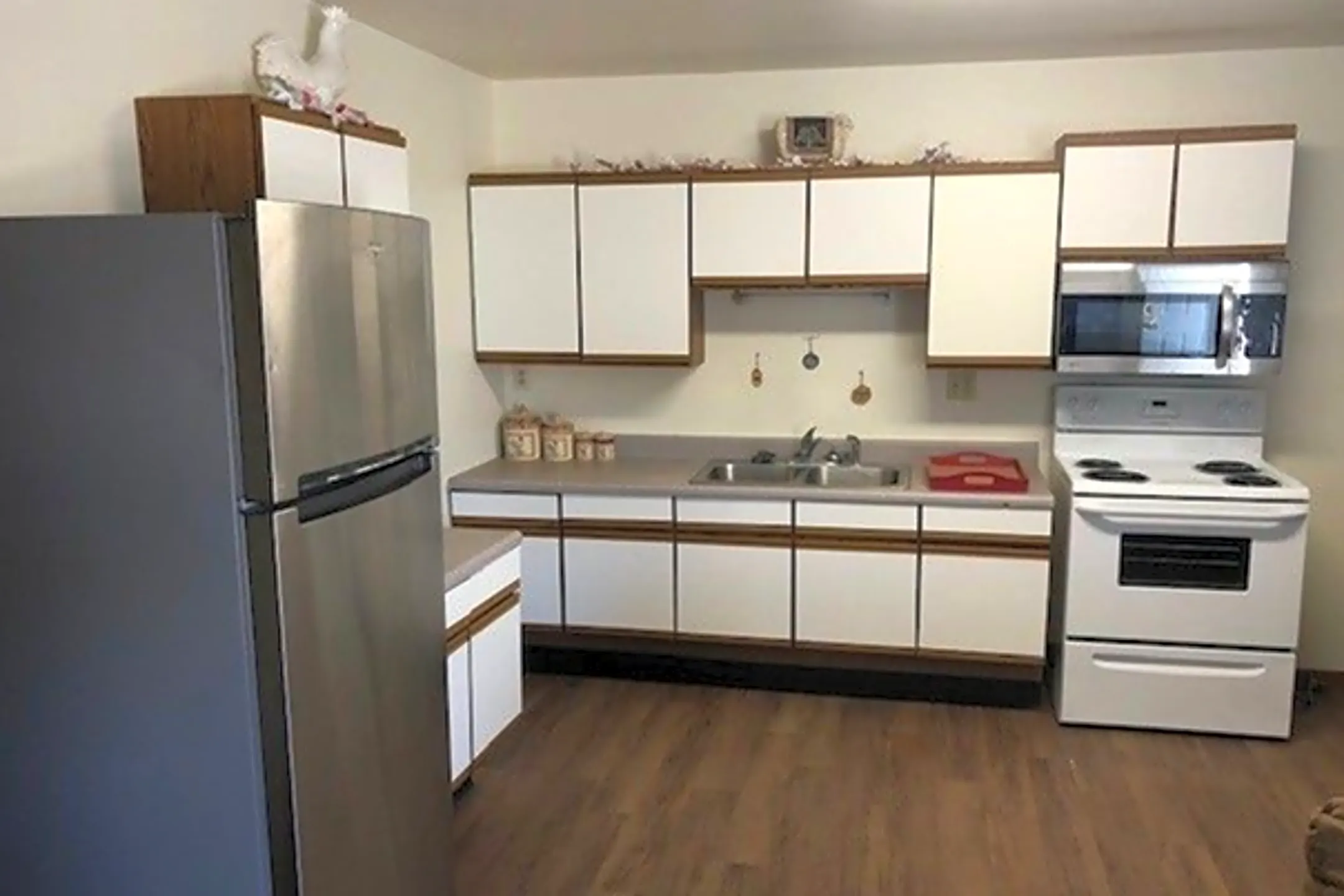 Polaris Apartments 300 27th Ave NW Minot, ND for Rent Rent.