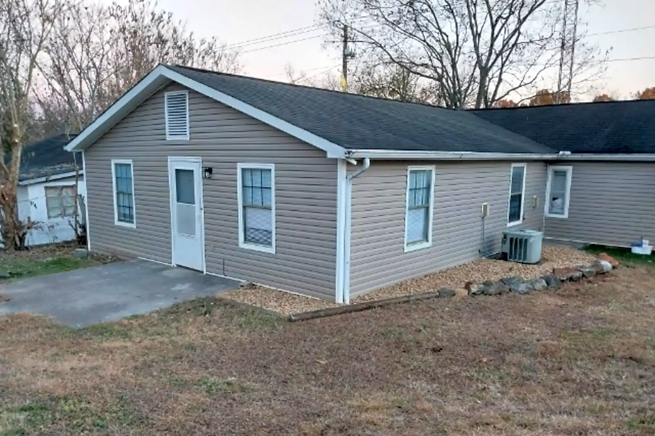 6101 Old Rutledge Pike 6101 Old Rutledge Pike unit 2 Knoxville, TN