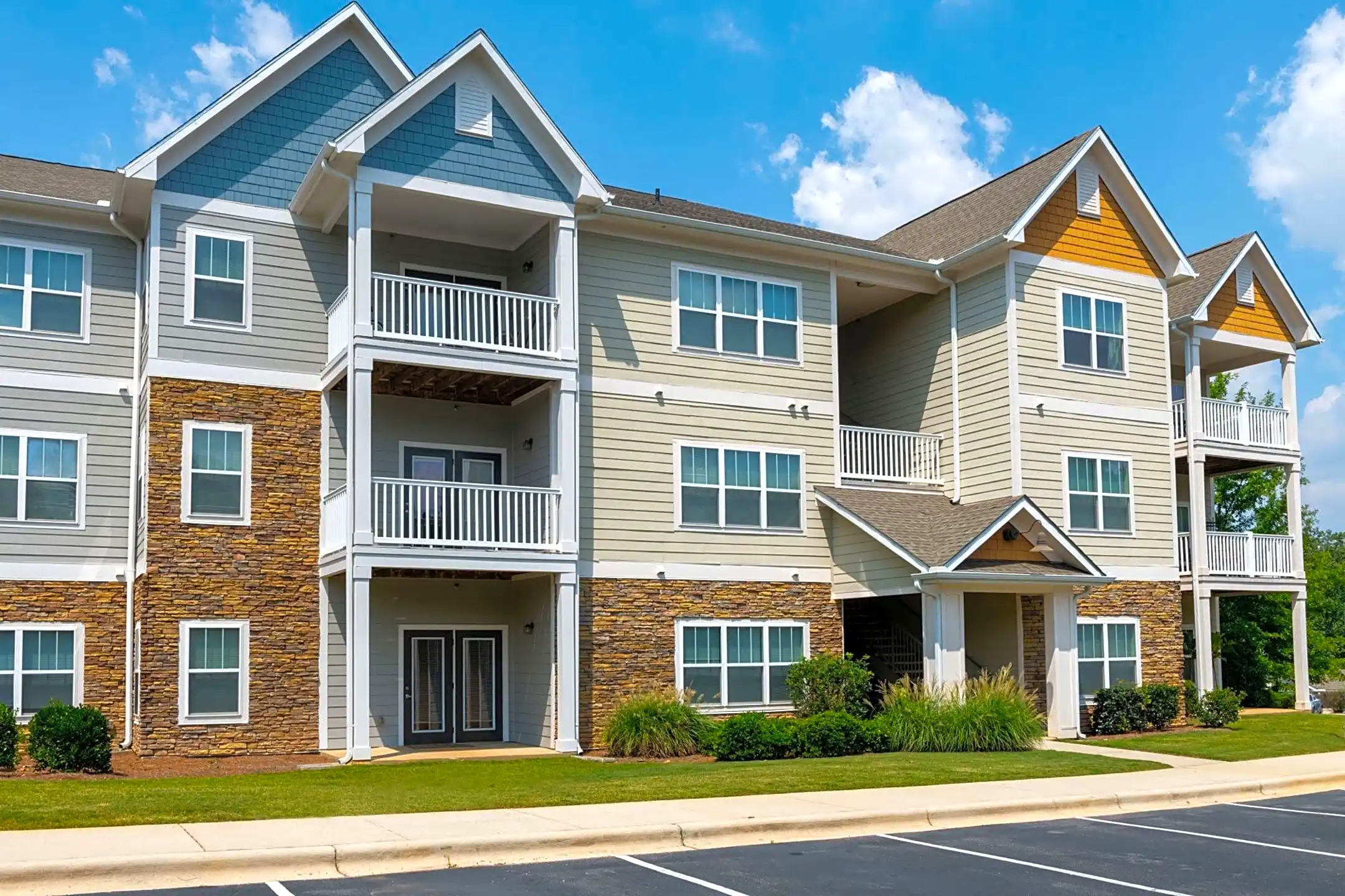 Ashby at Ross Bridge 2000 Ashby Lane Hoover, AL Apartments for Rent