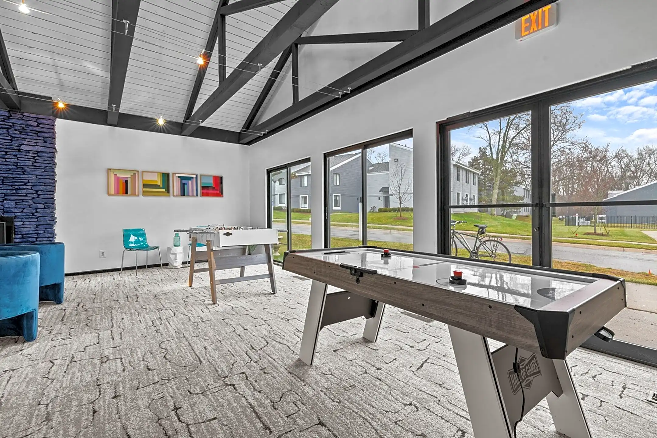 Northville Woods 18800 Innsbrook Dr Northville, MI Apartments for