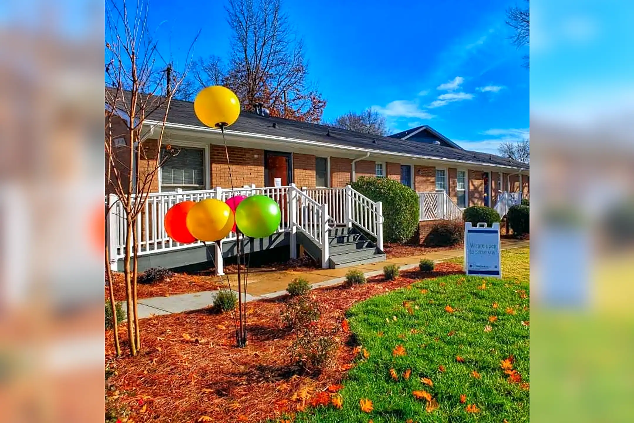 Sharon Oaks Apartments 4701 Arching Oak Ln Charlotte, NC Apartments