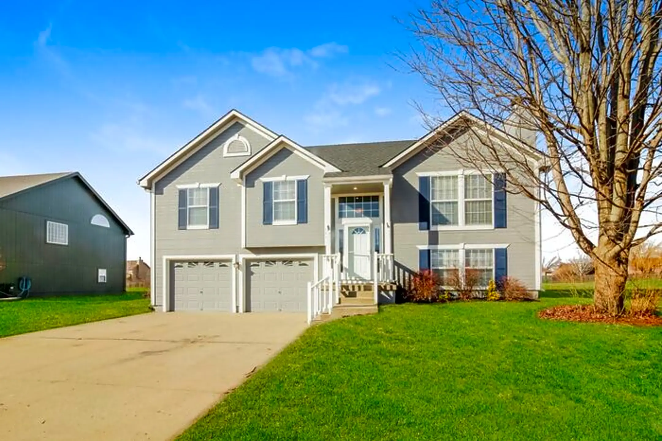 806 Cindy Ln Raymore, MO Houses for Rent Rent.