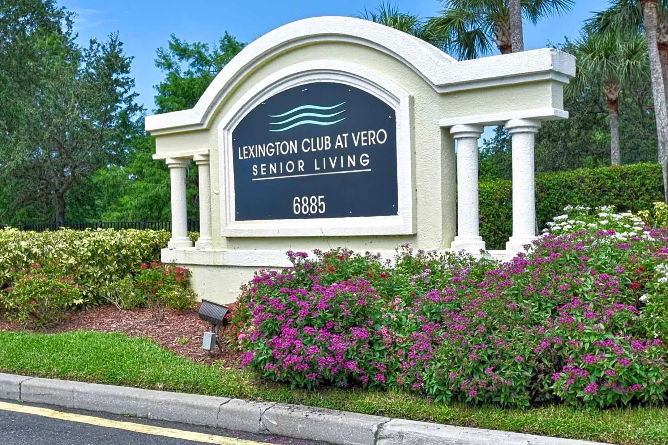 Lexington Club at Vero Senior Living +55 - 6885 20th St | Vero Beach ...