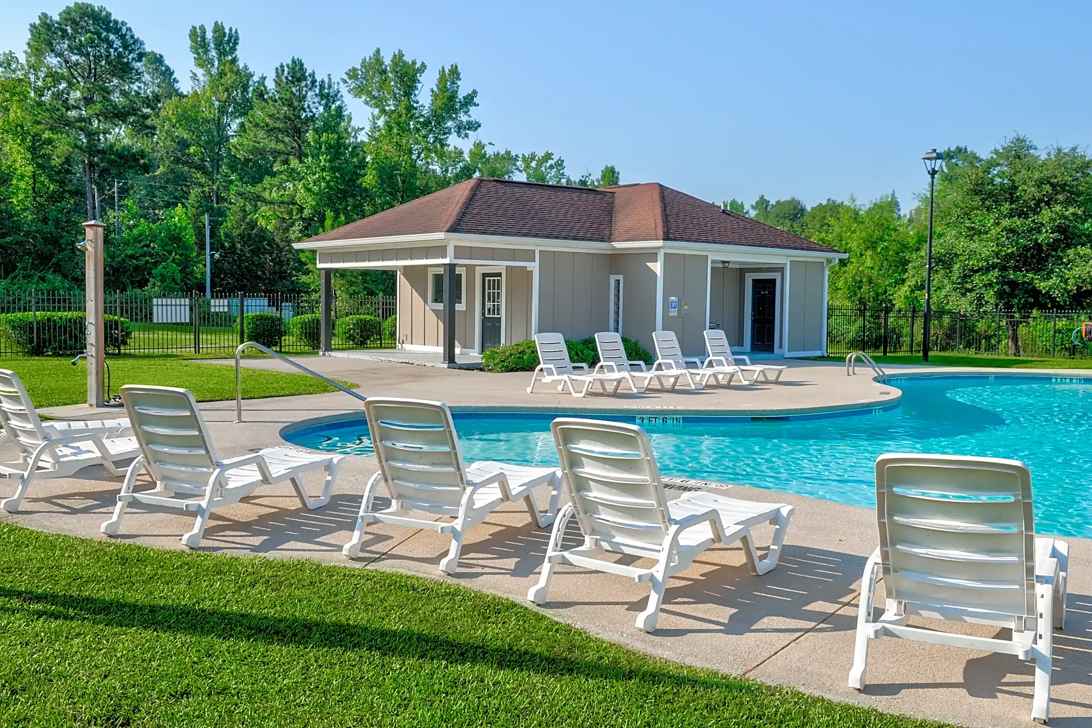 Village at Goshen 4324 East Barcelona Way Augusta, GA Apartments