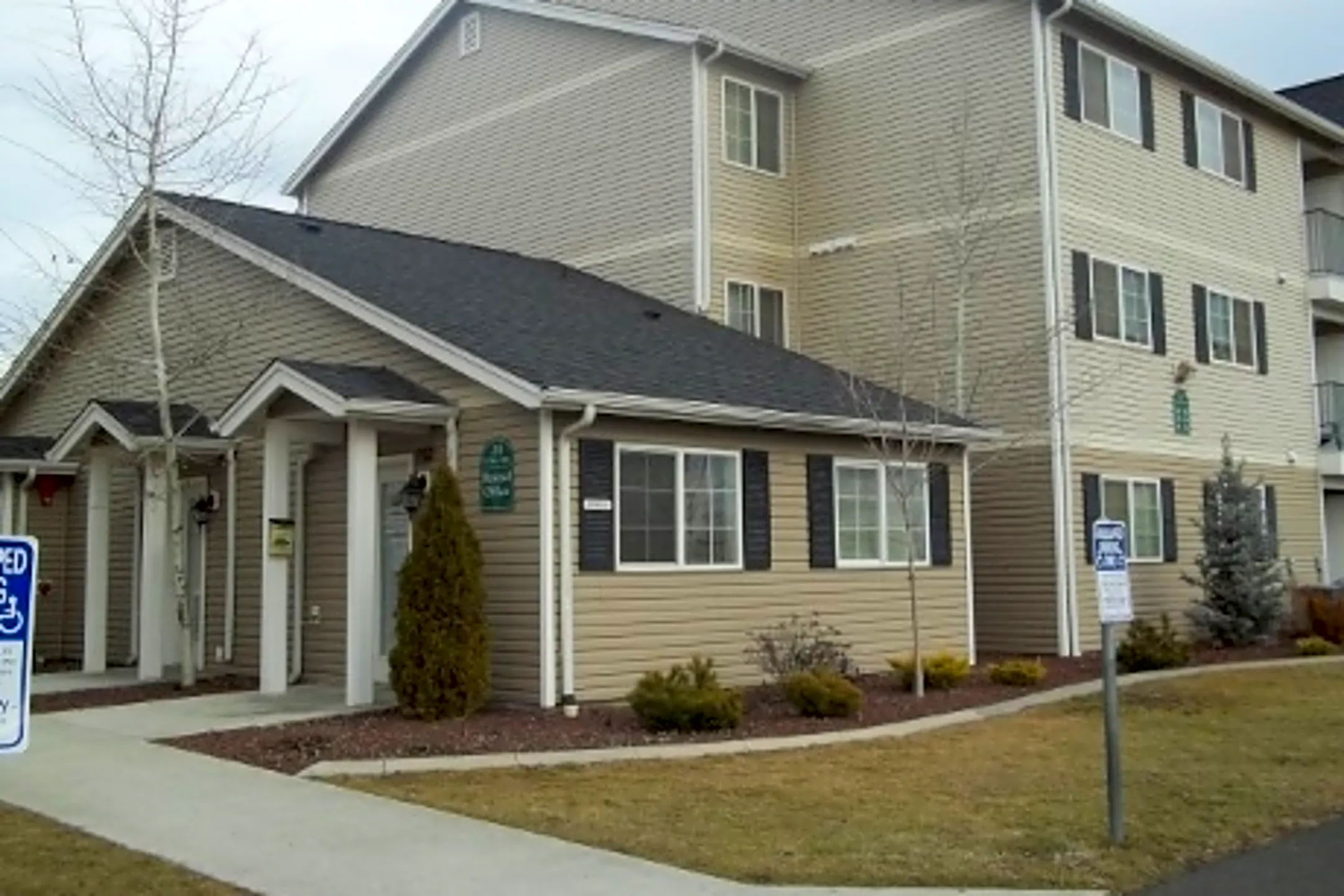 Spruce Street II Apartments 1302 E Spruce St Yakima, WA for Rent