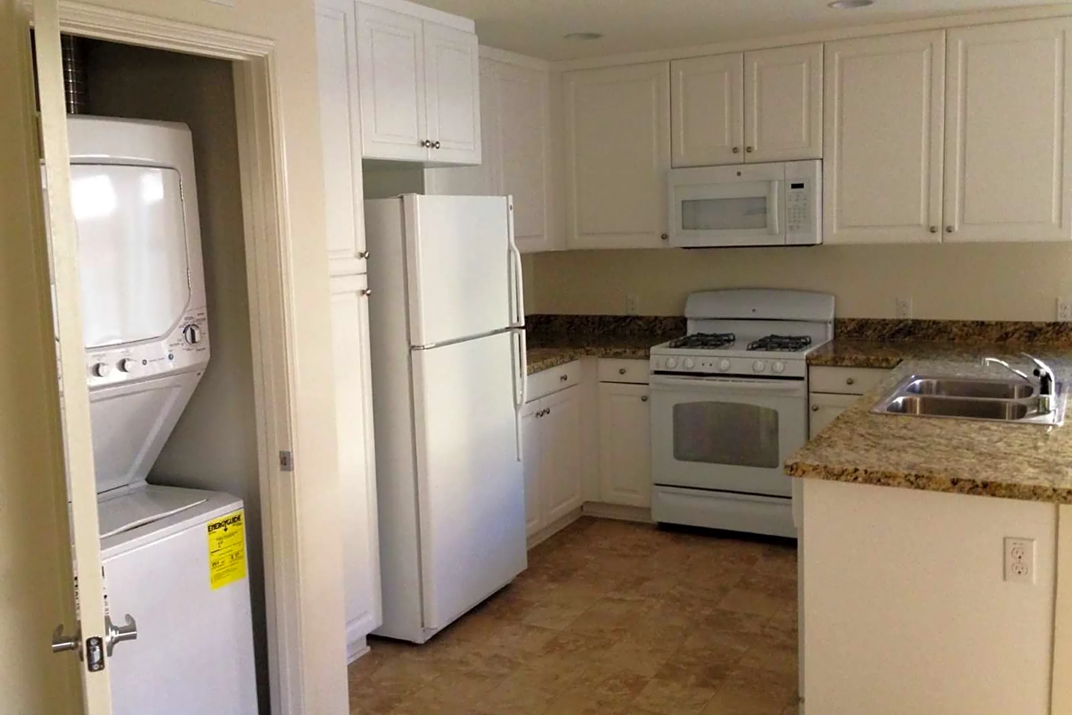 Cobblestone Apartments - Garden Grove, CA