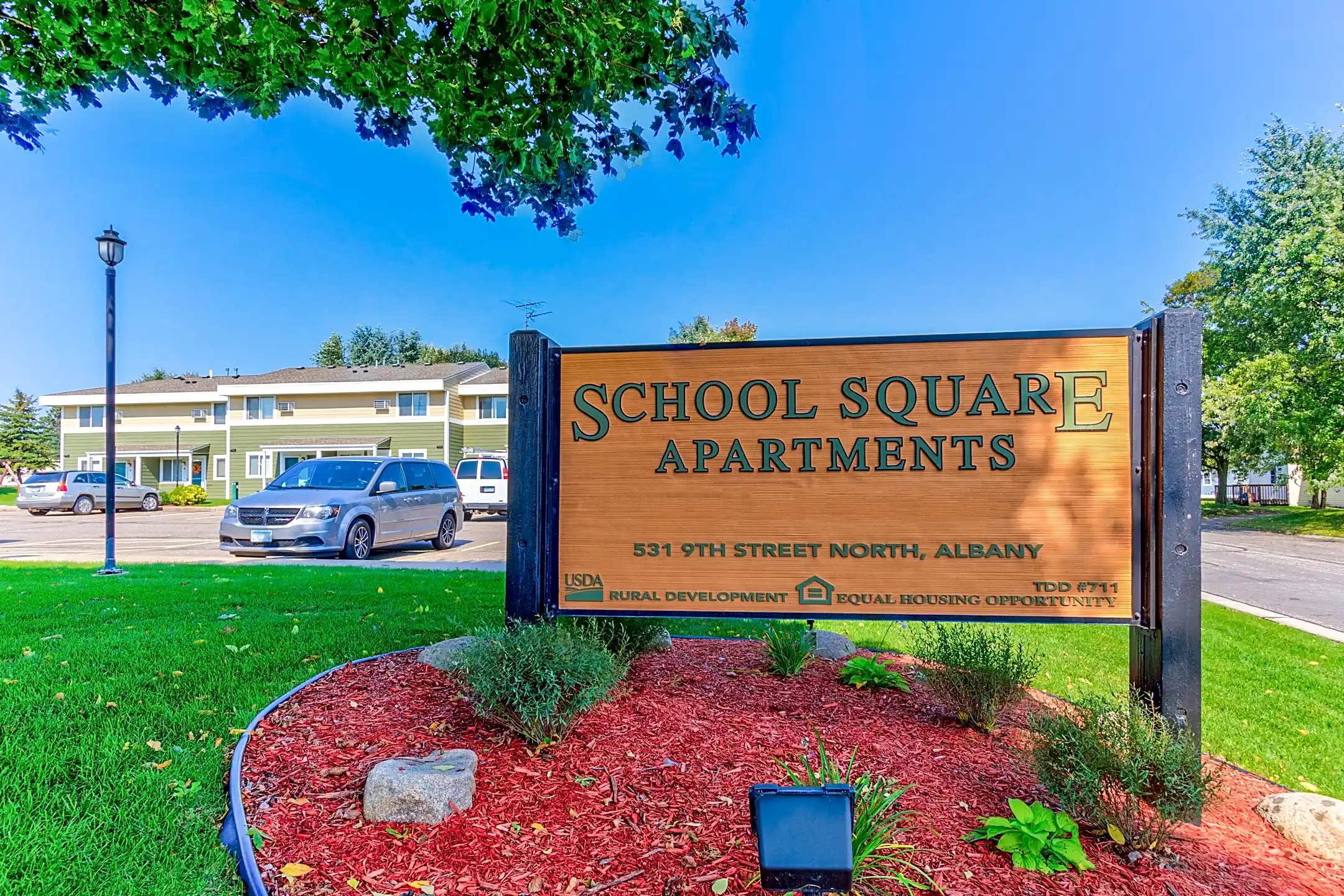 School Square Apartments & Townhomes 521 9th St Albany, MN